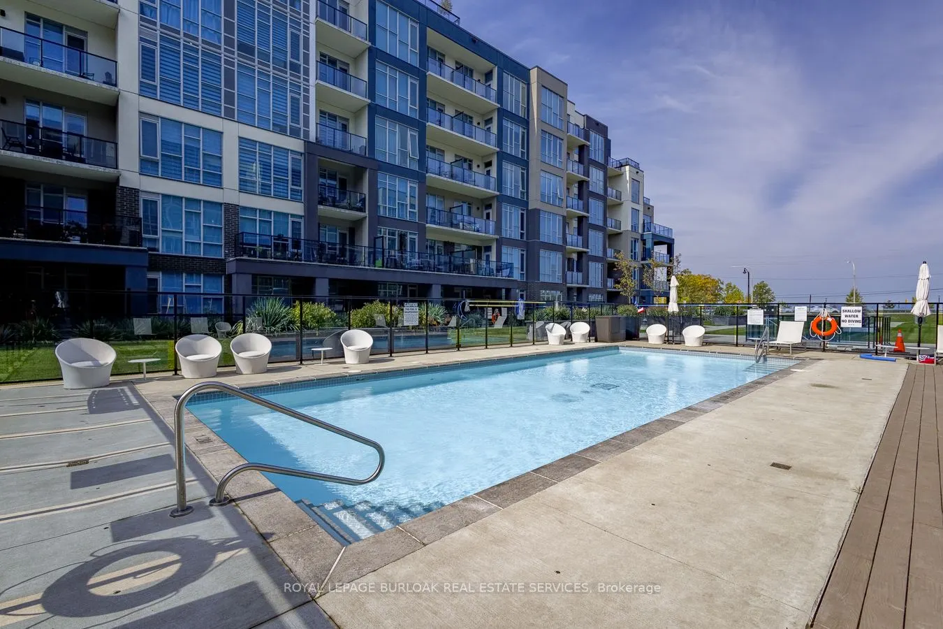 16 Concord Place, #627