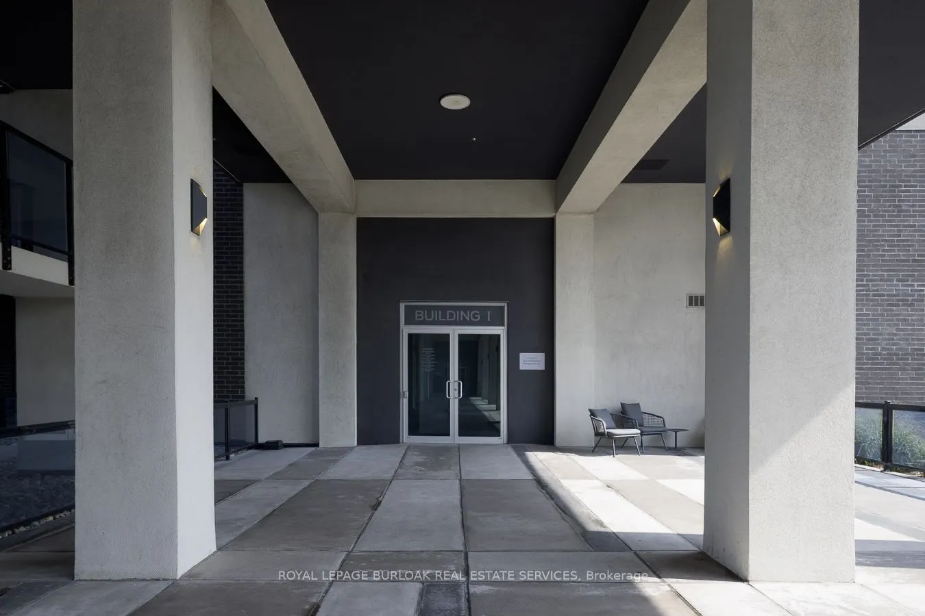 16 Concord Place, #627