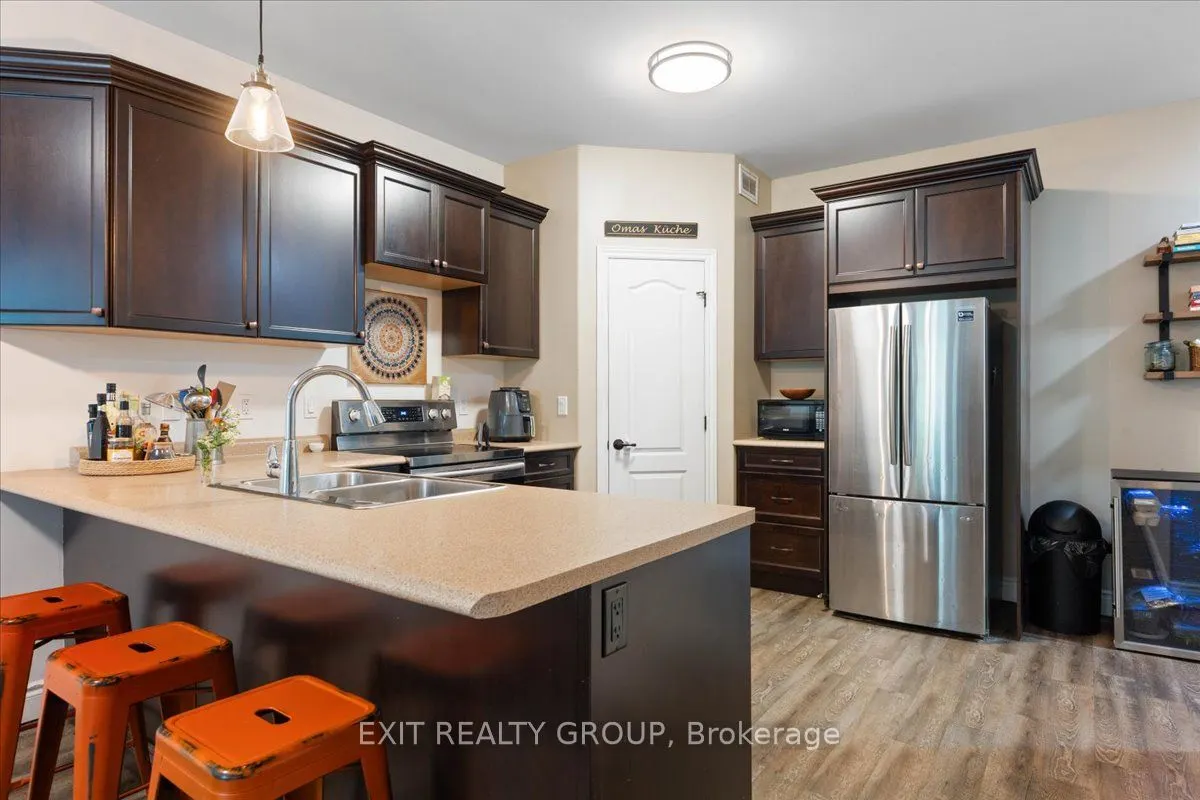 35 Ledgerock Court
