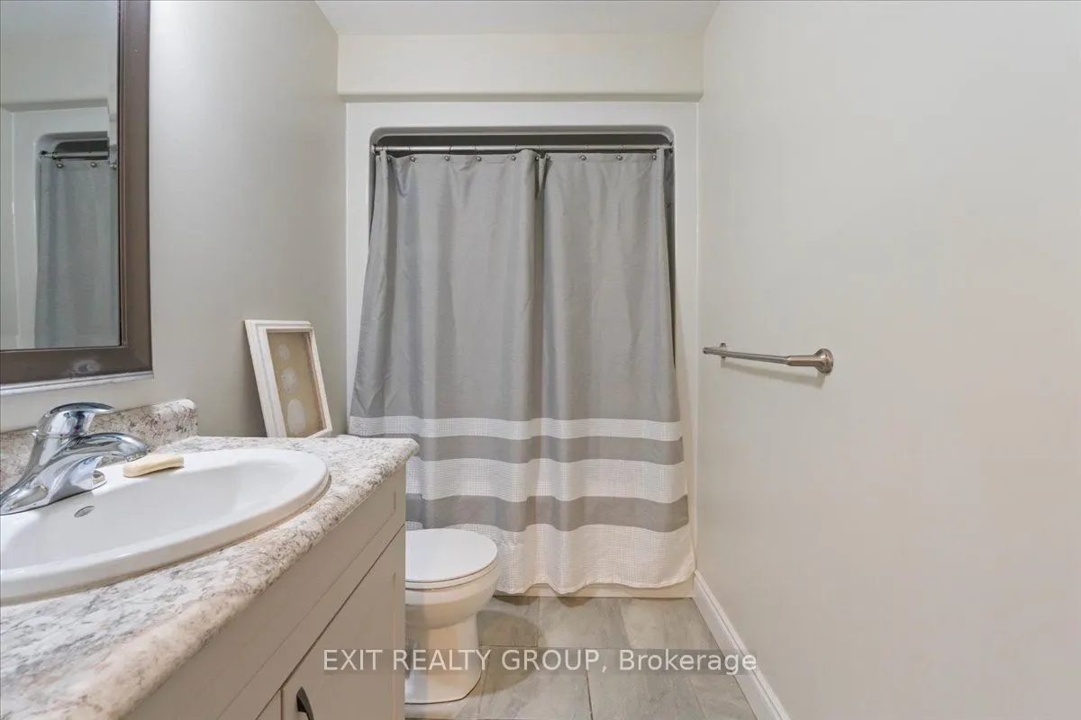 35 Ledgerock Court