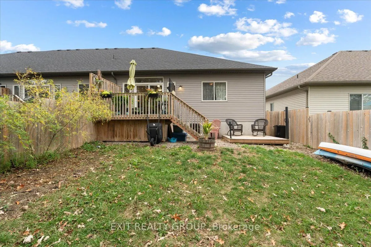 35 Ledgerock Court