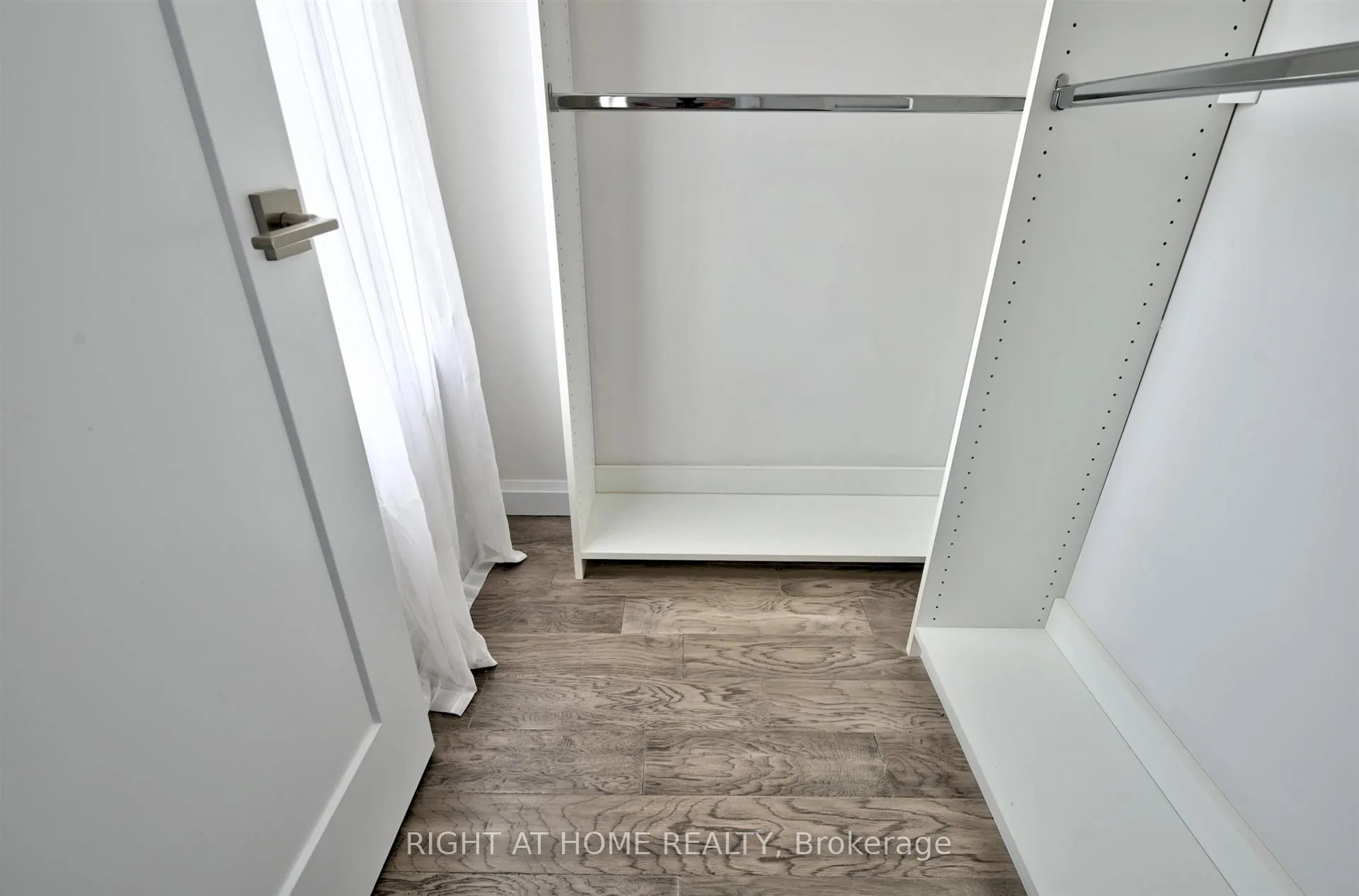 1169 Garner Road E, #90