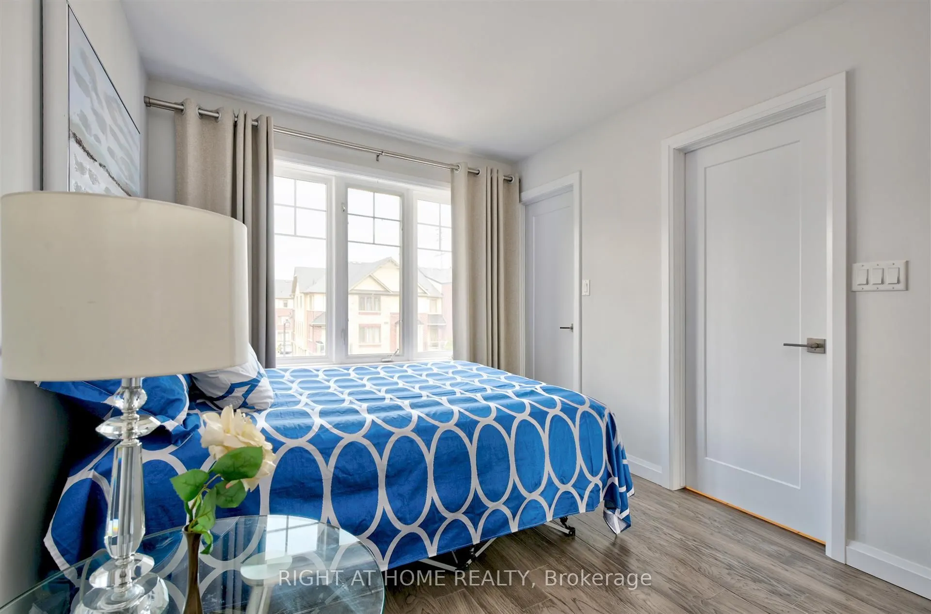 1169 Garner Road E, #90