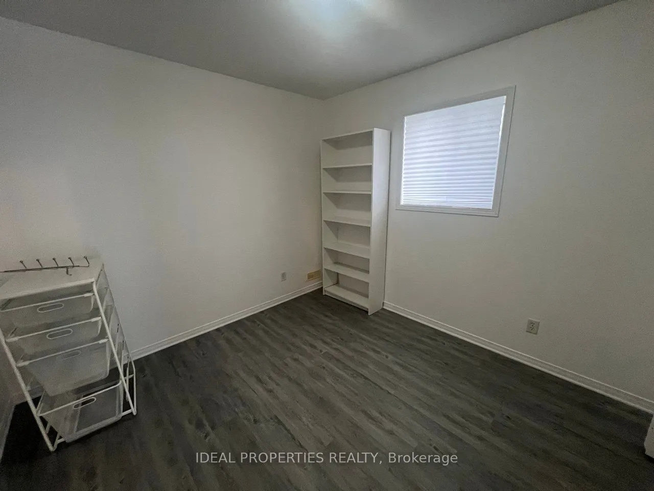 19 Castle Glen Crescent, #B