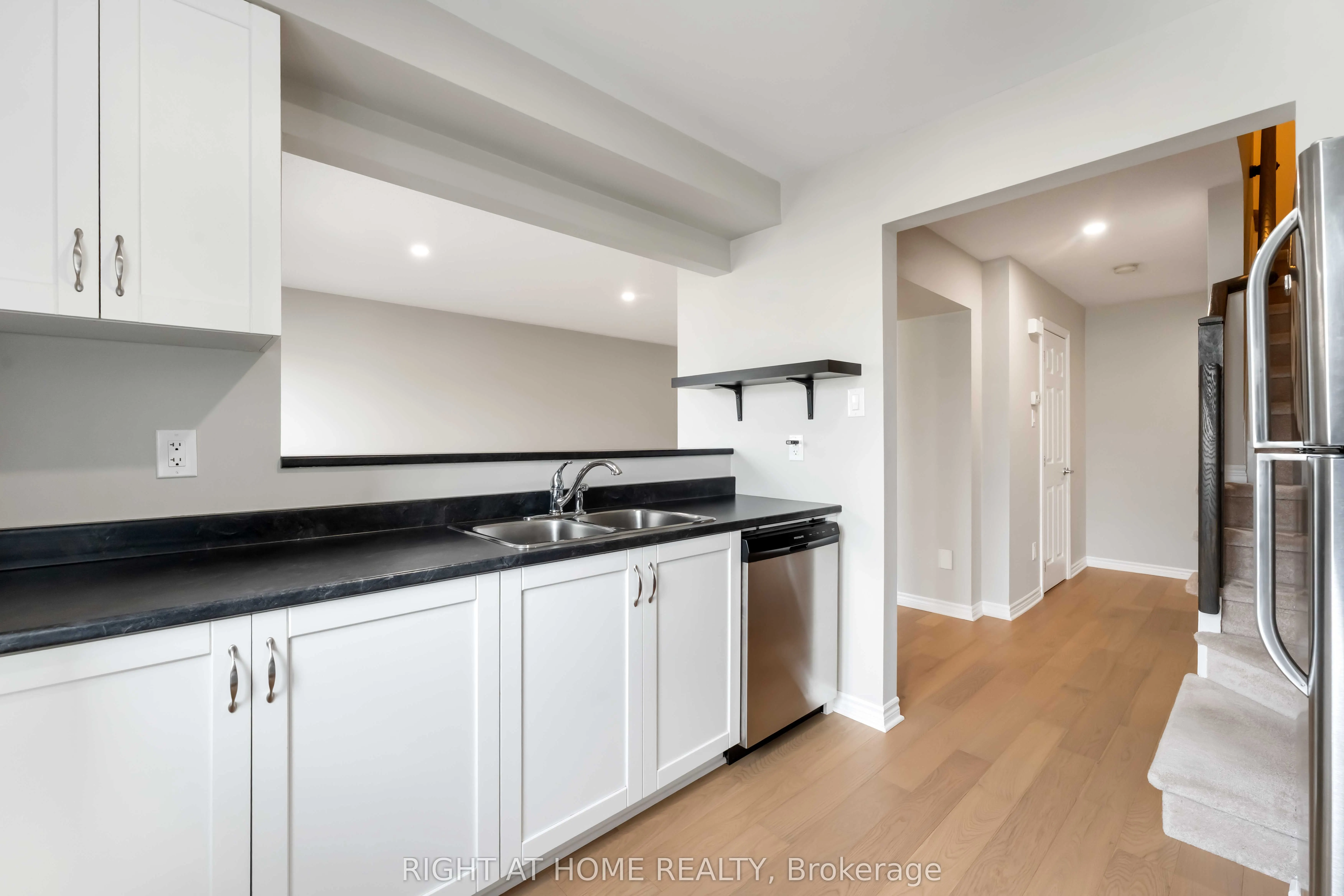 246 Cayman Road