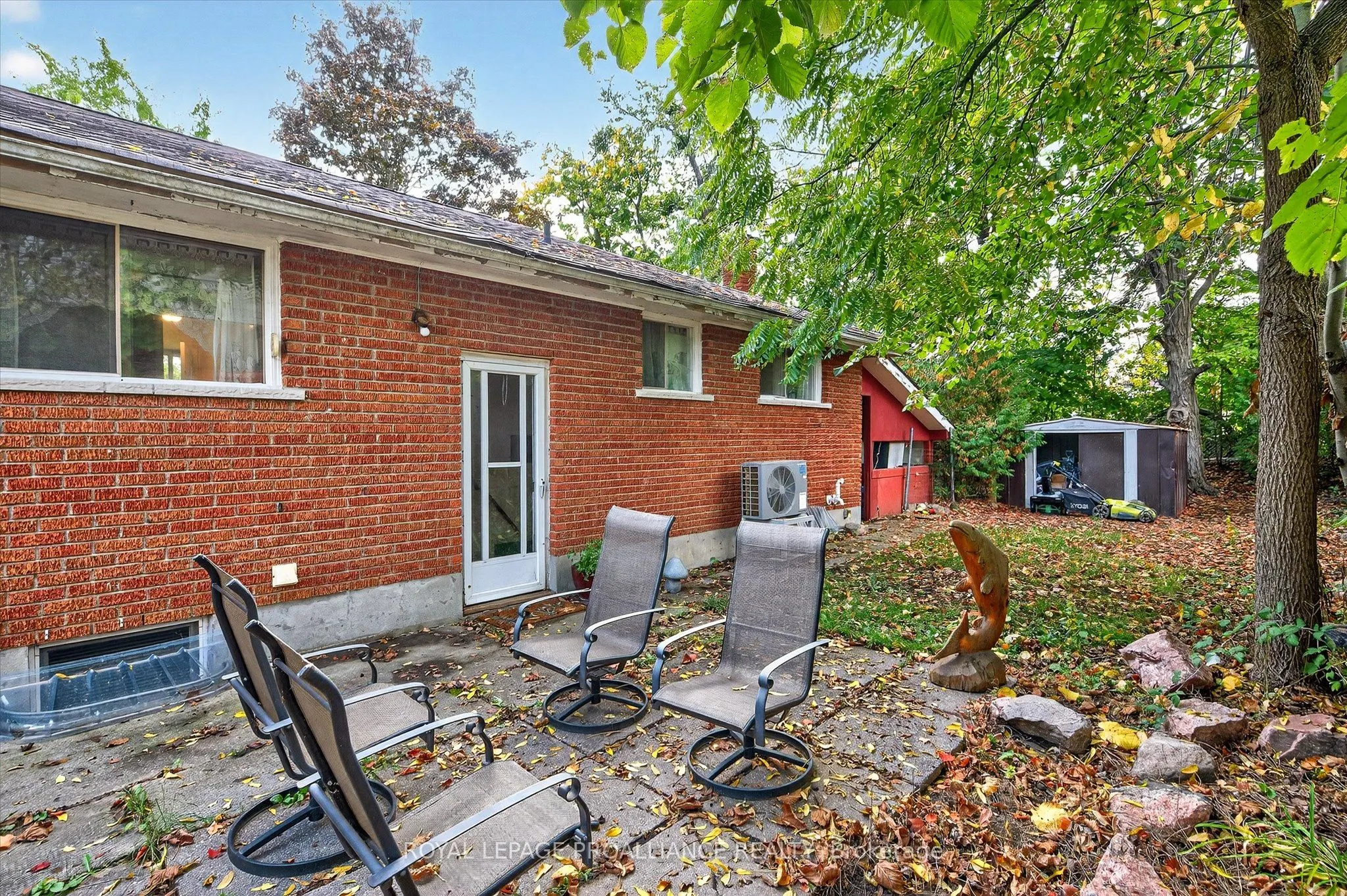2 Seneca Road