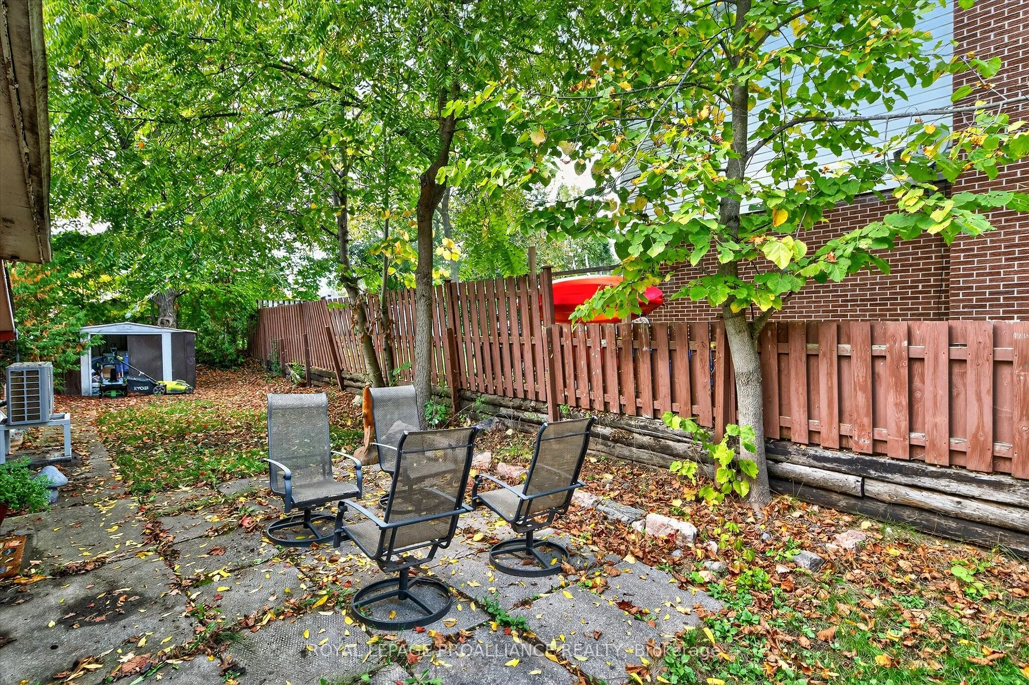 2 Seneca Road