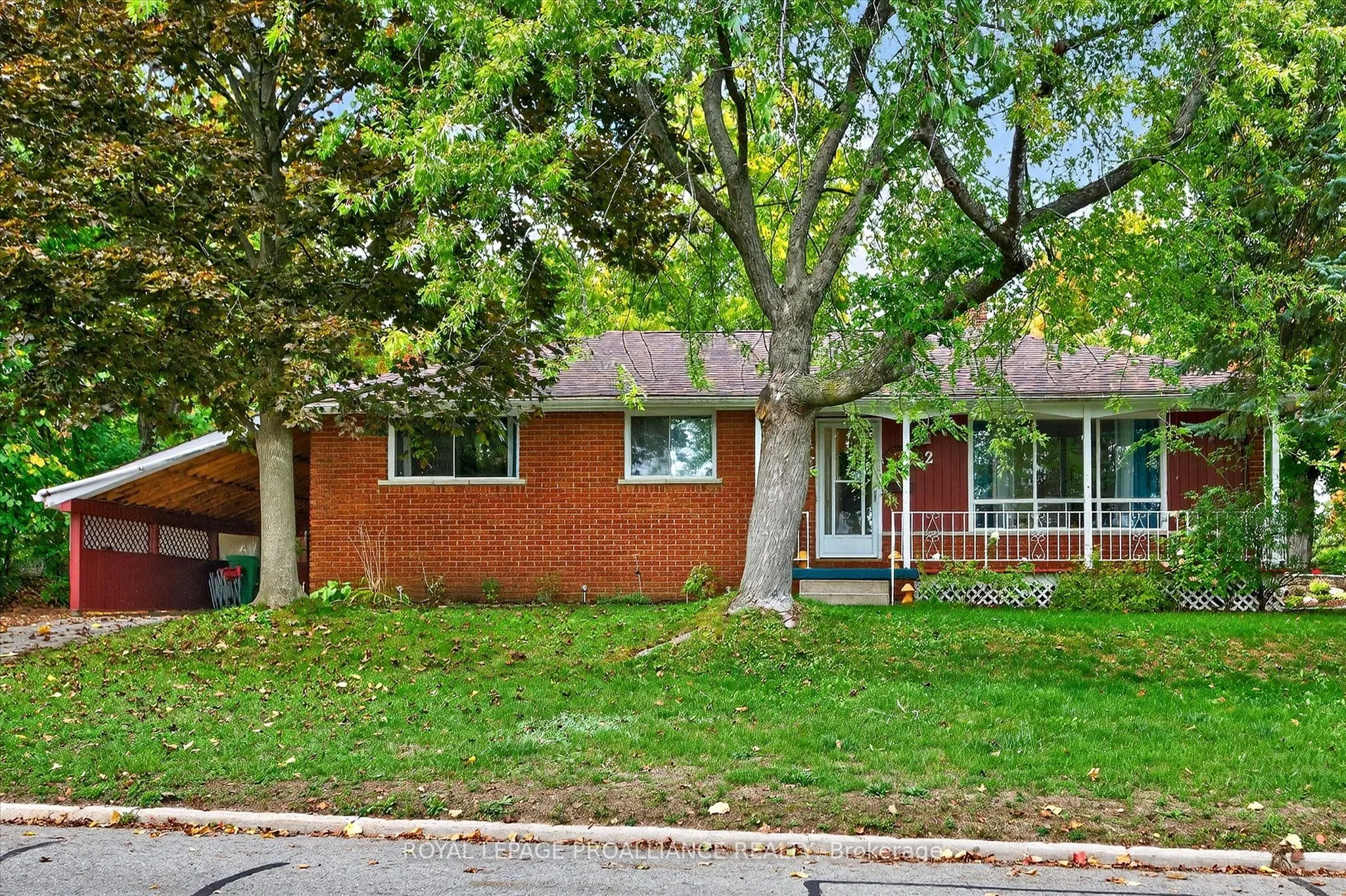 2 Seneca Road