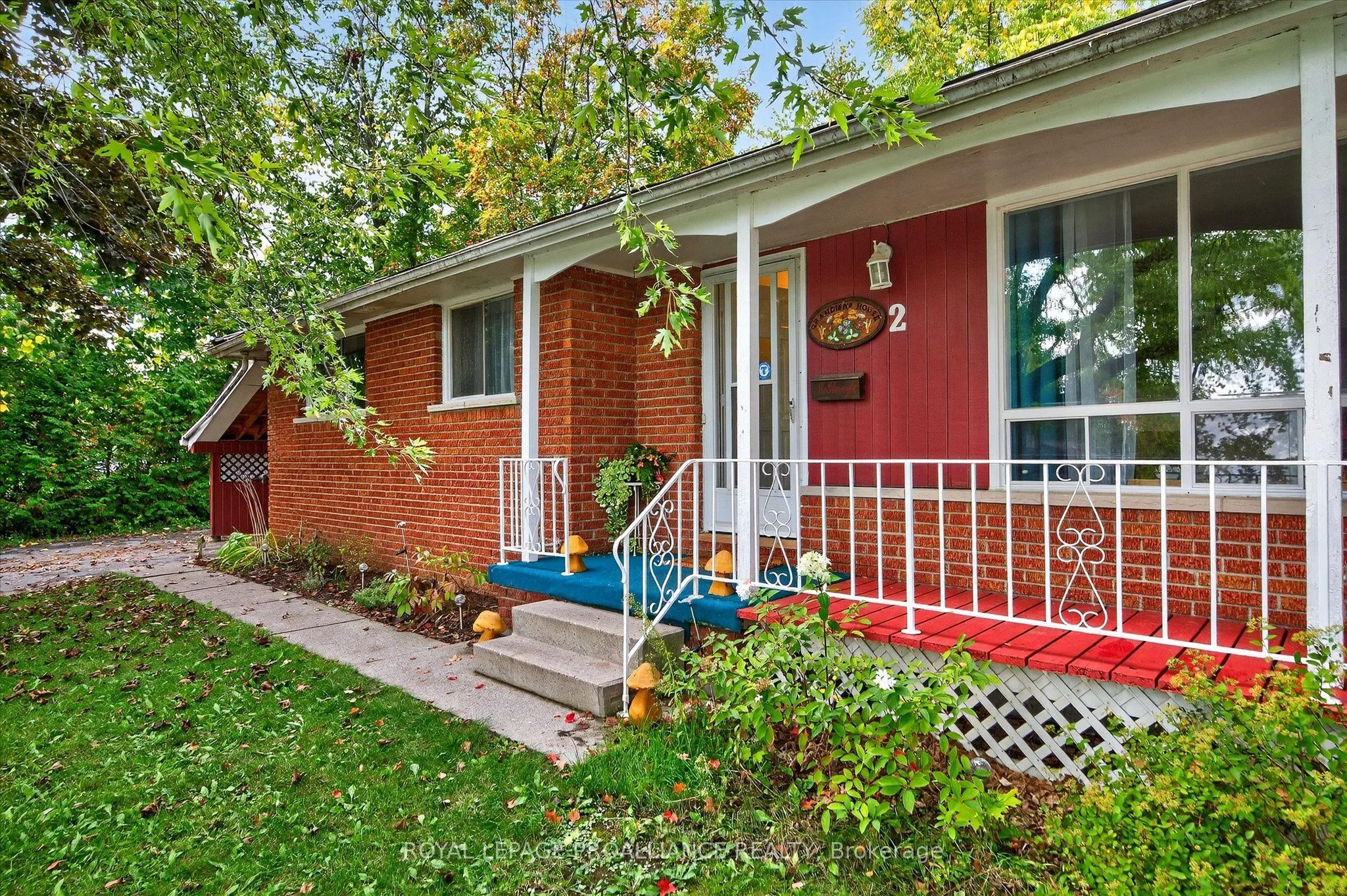 2 Seneca Road