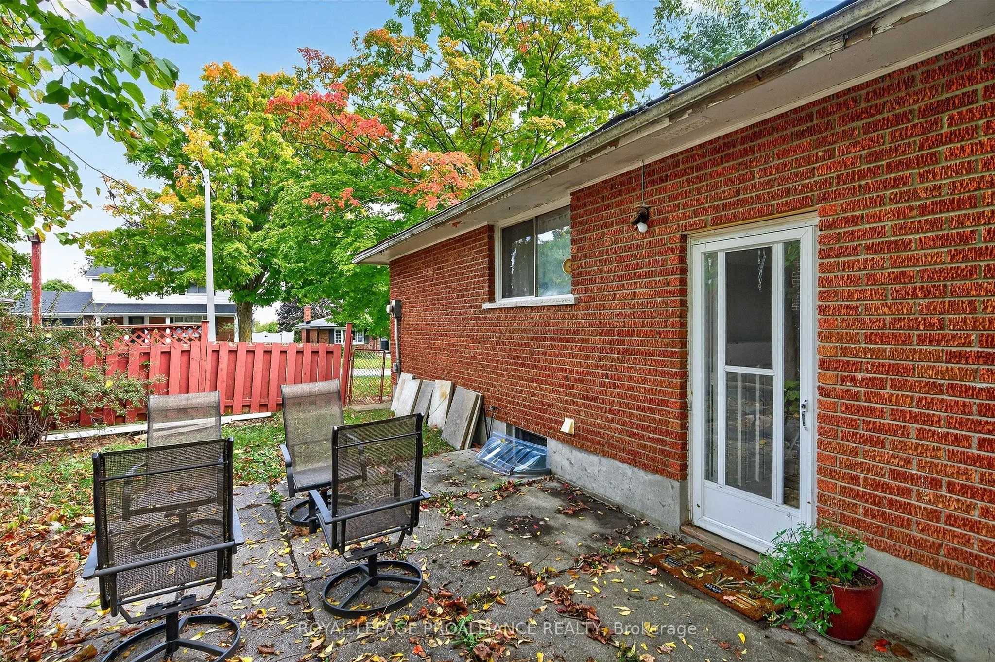 2 Seneca Road