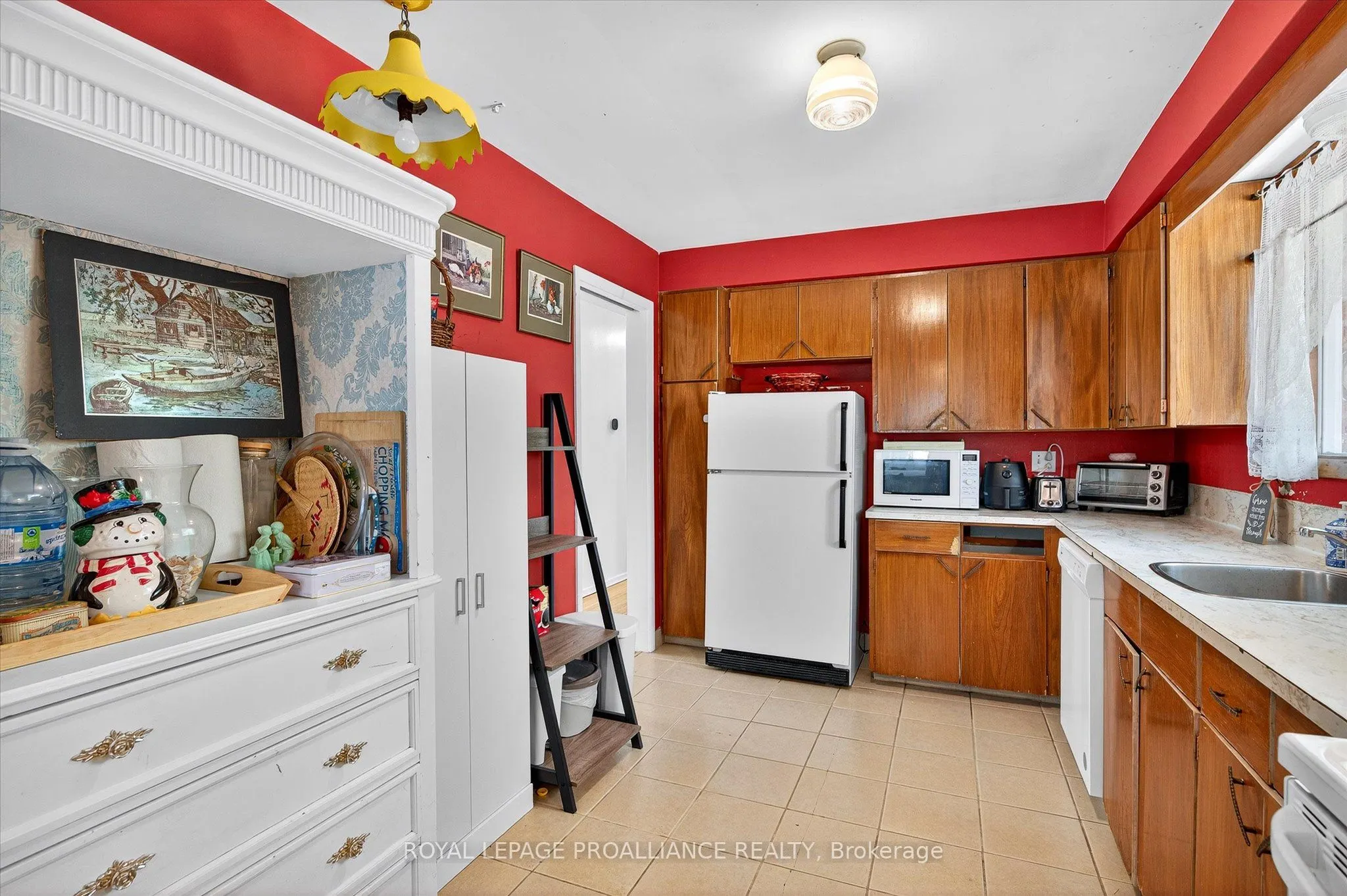 2 Seneca Road