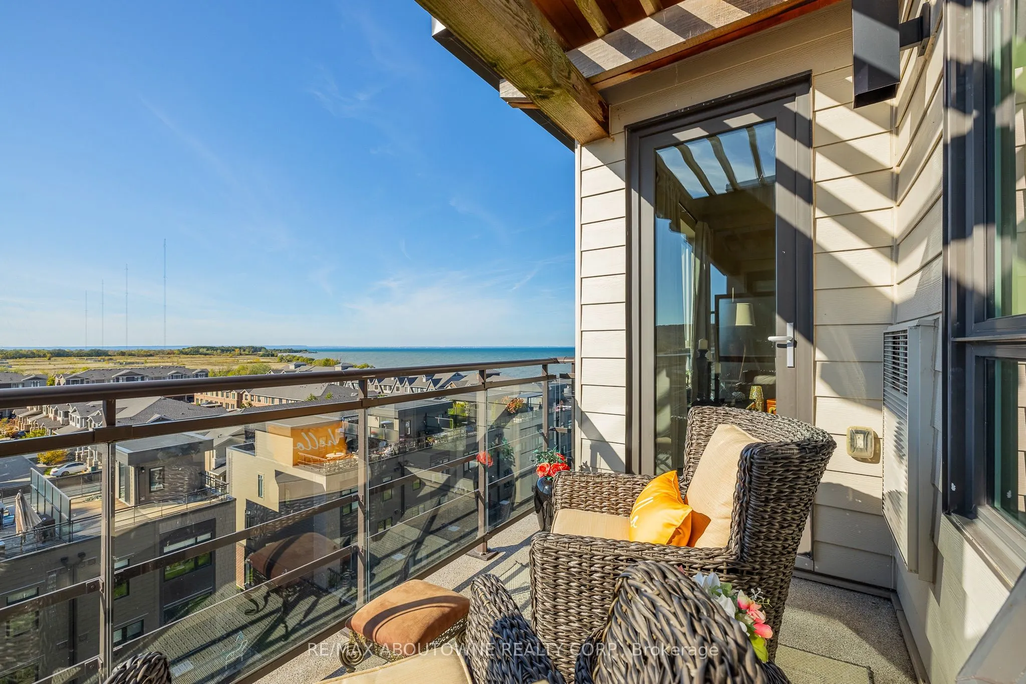 40 Esplanade Lane, #614