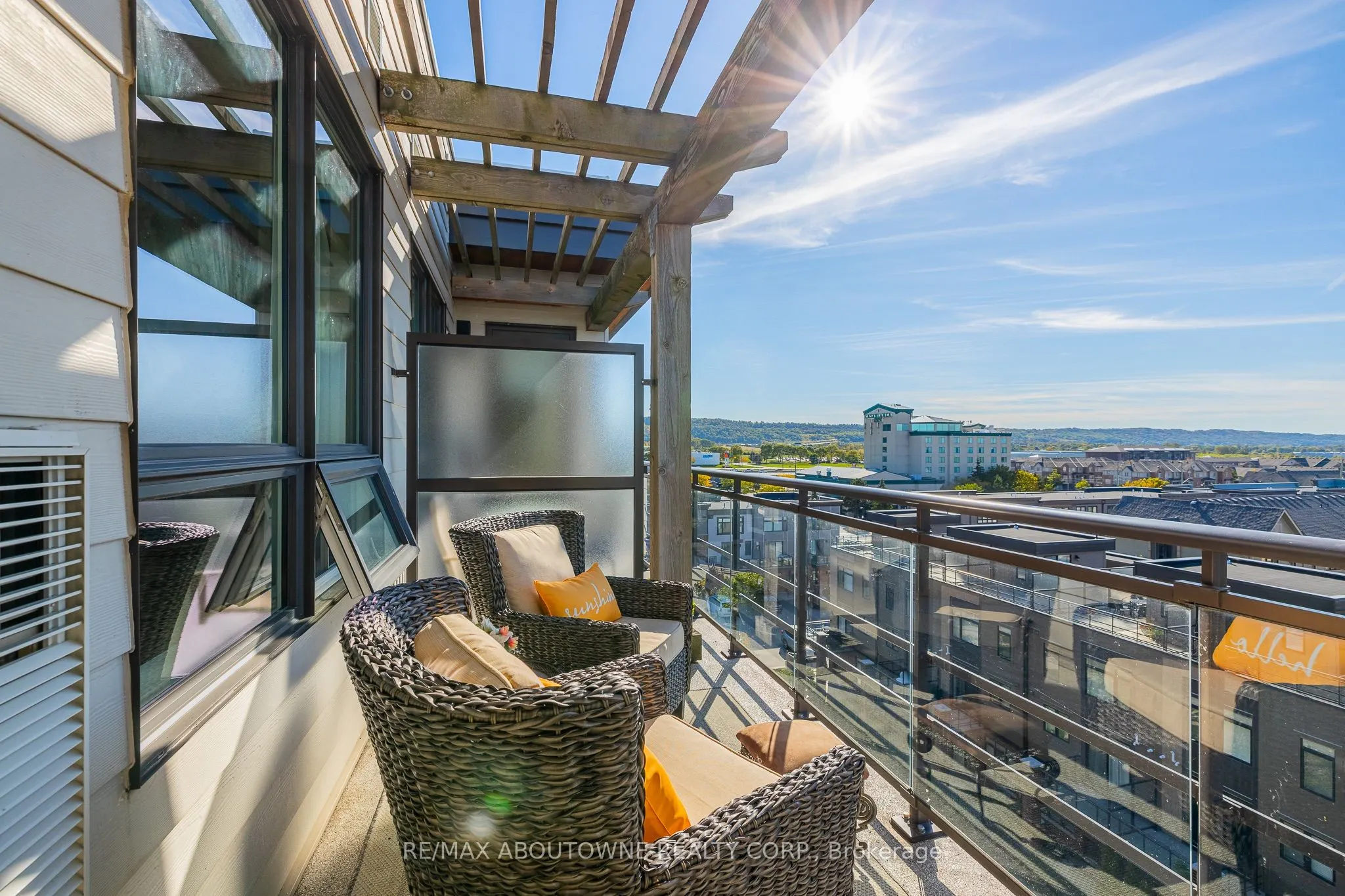 40 Esplanade Lane, #614