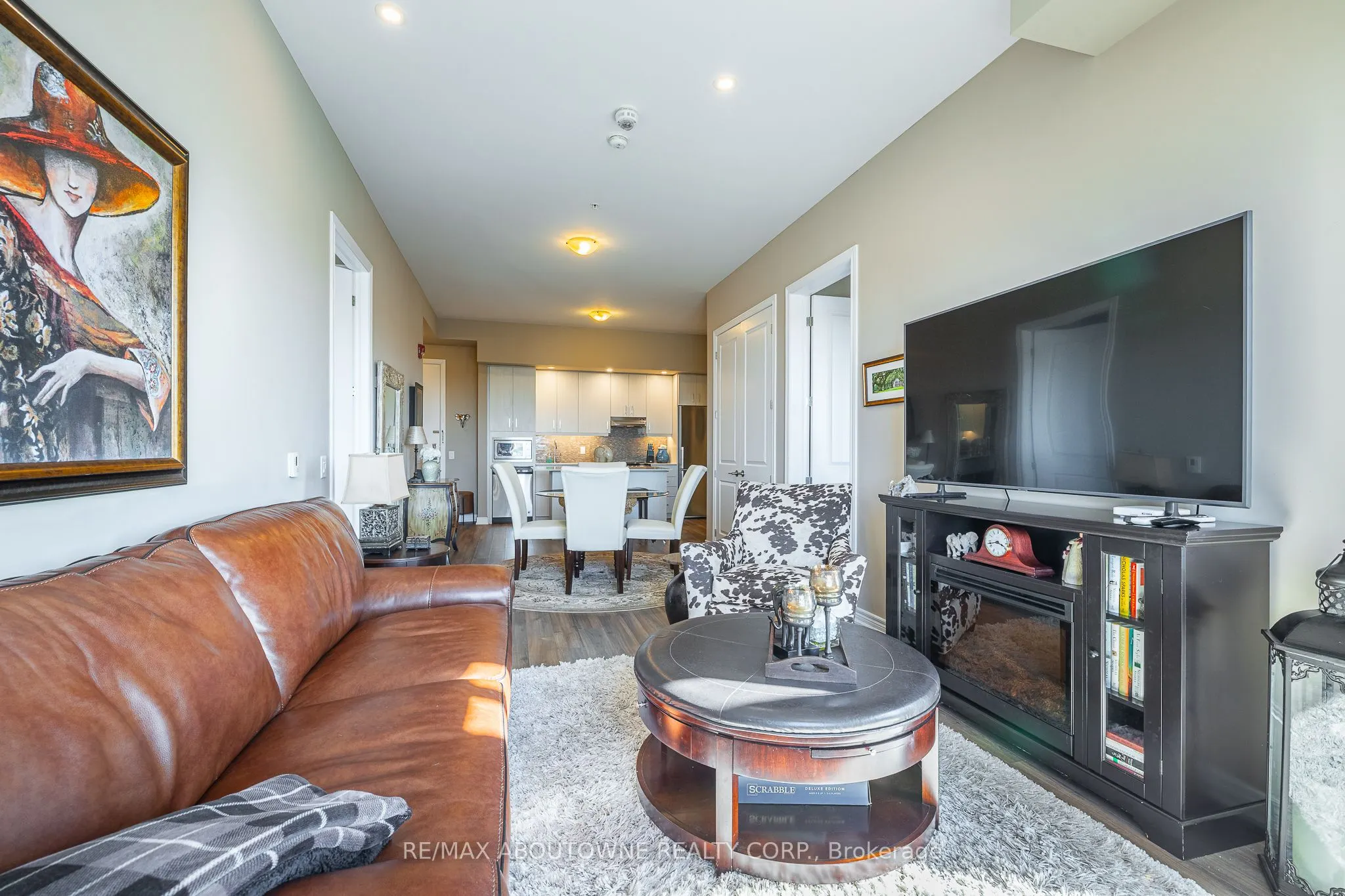 40 Esplanade Lane, #614