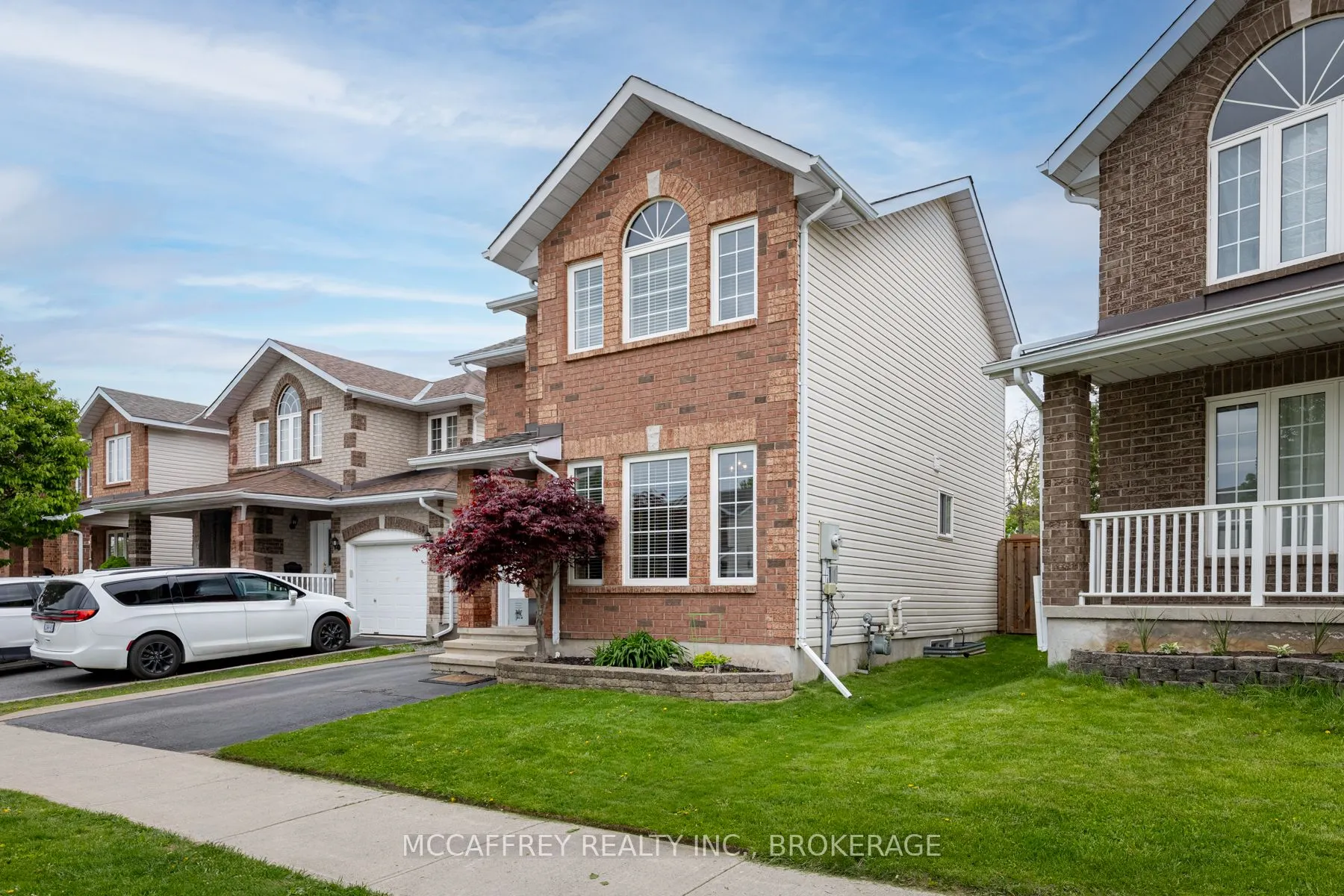 81 SCHOONER Drive