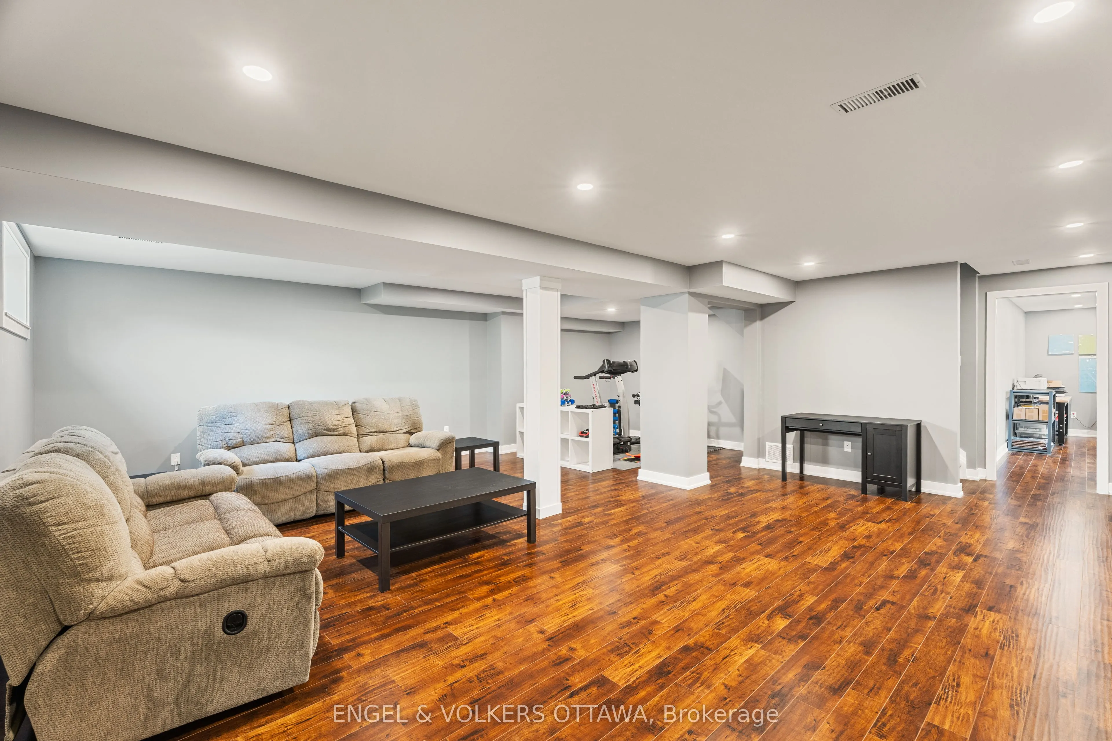 379 Ardmore Street
