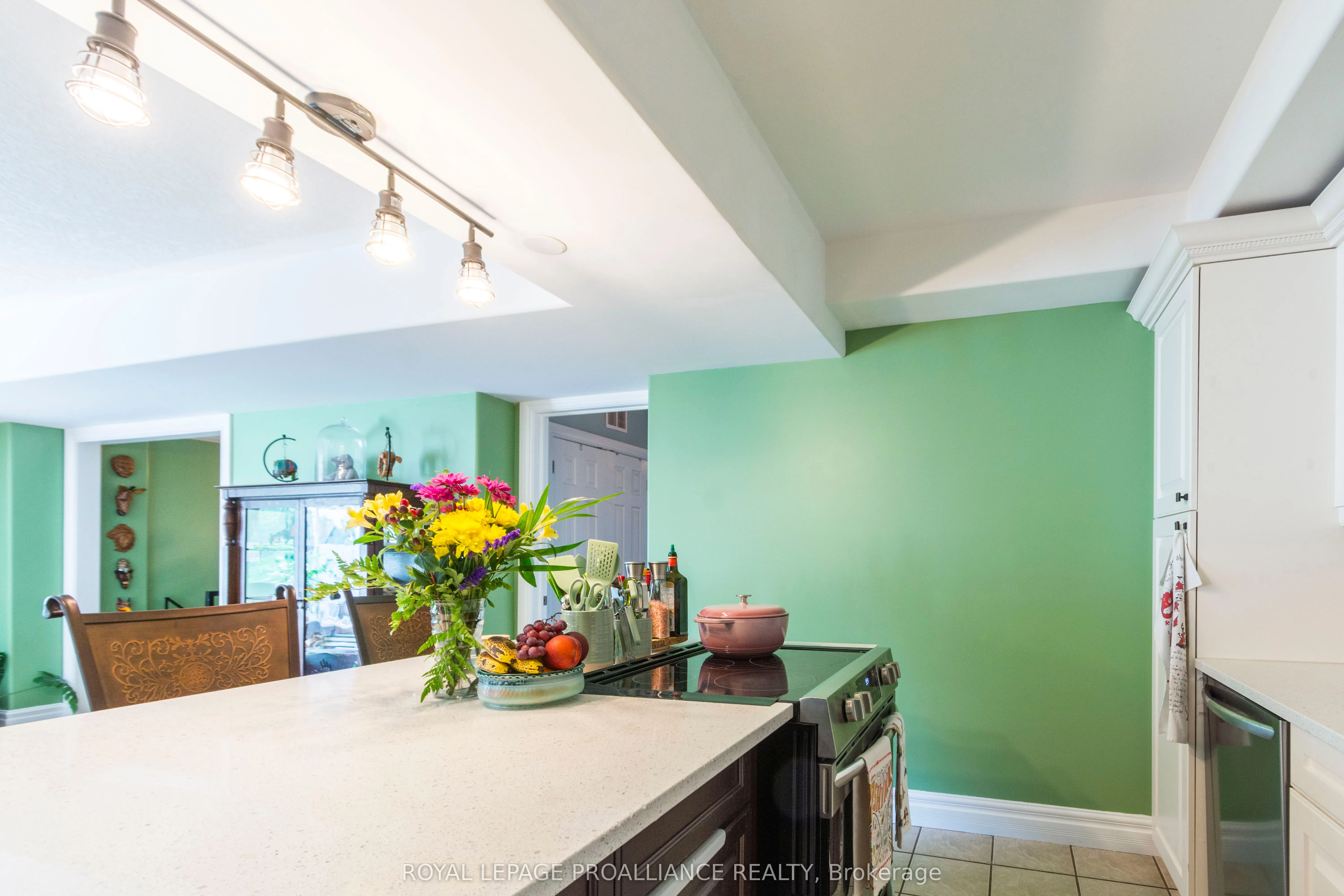 145 Farley Avenue, #103