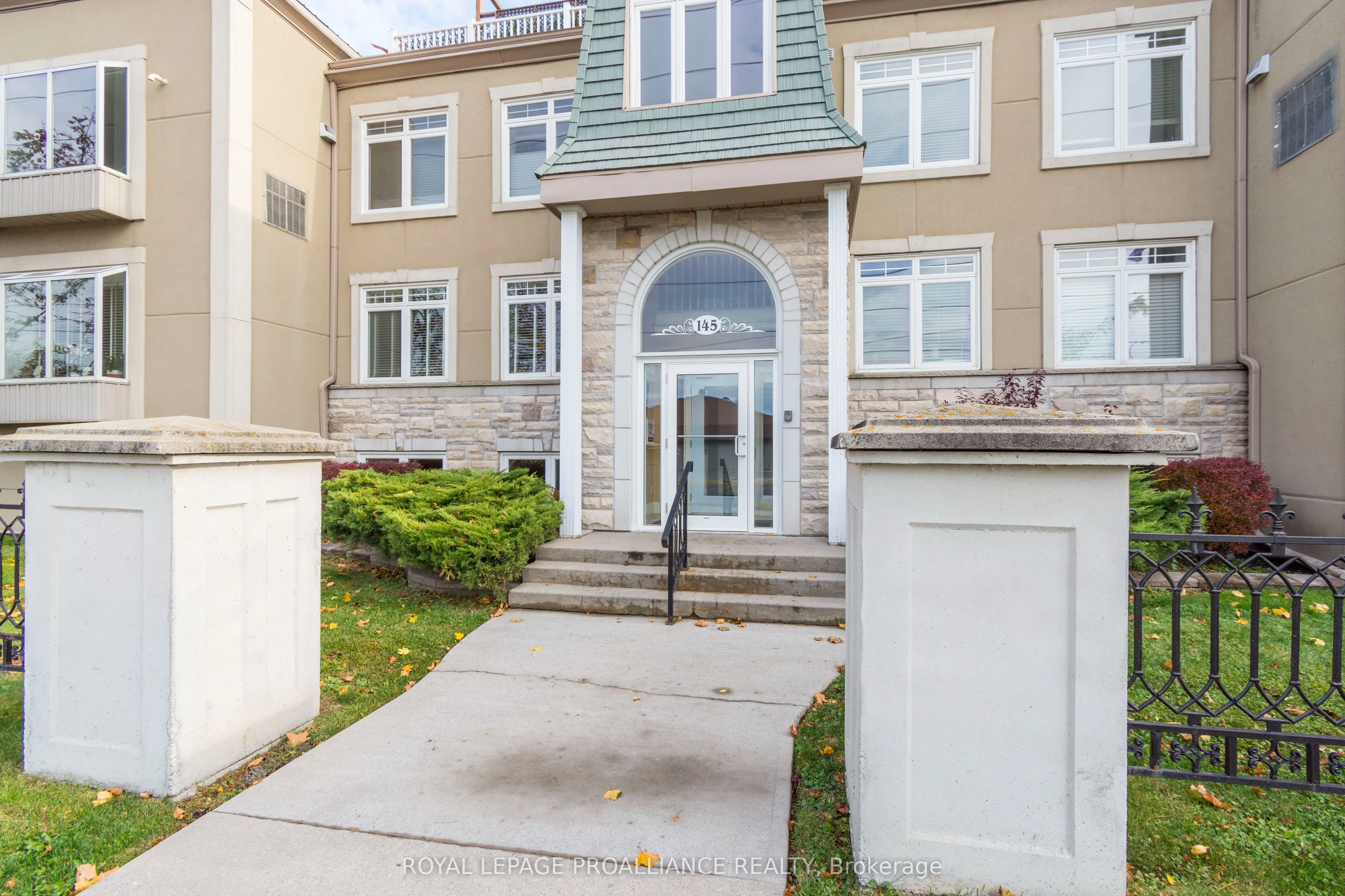 145 Farley Avenue, #103