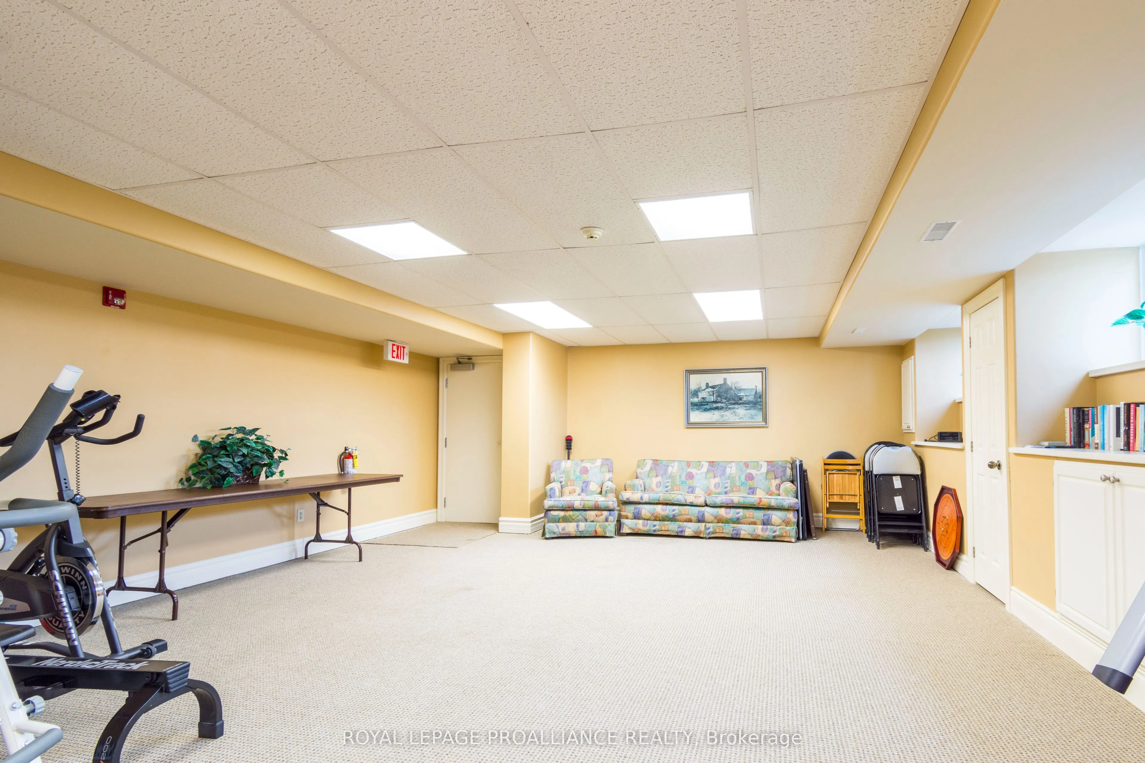 145 Farley Avenue, #103