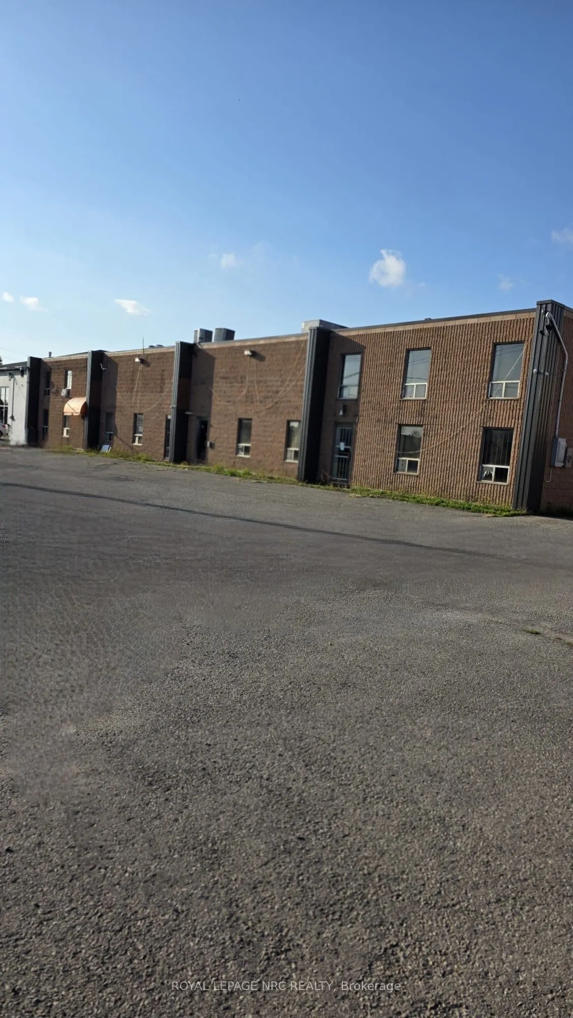 12-18 Clark Street S