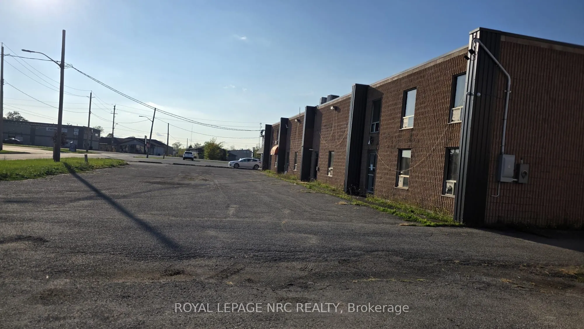 12-18 Clark Street S