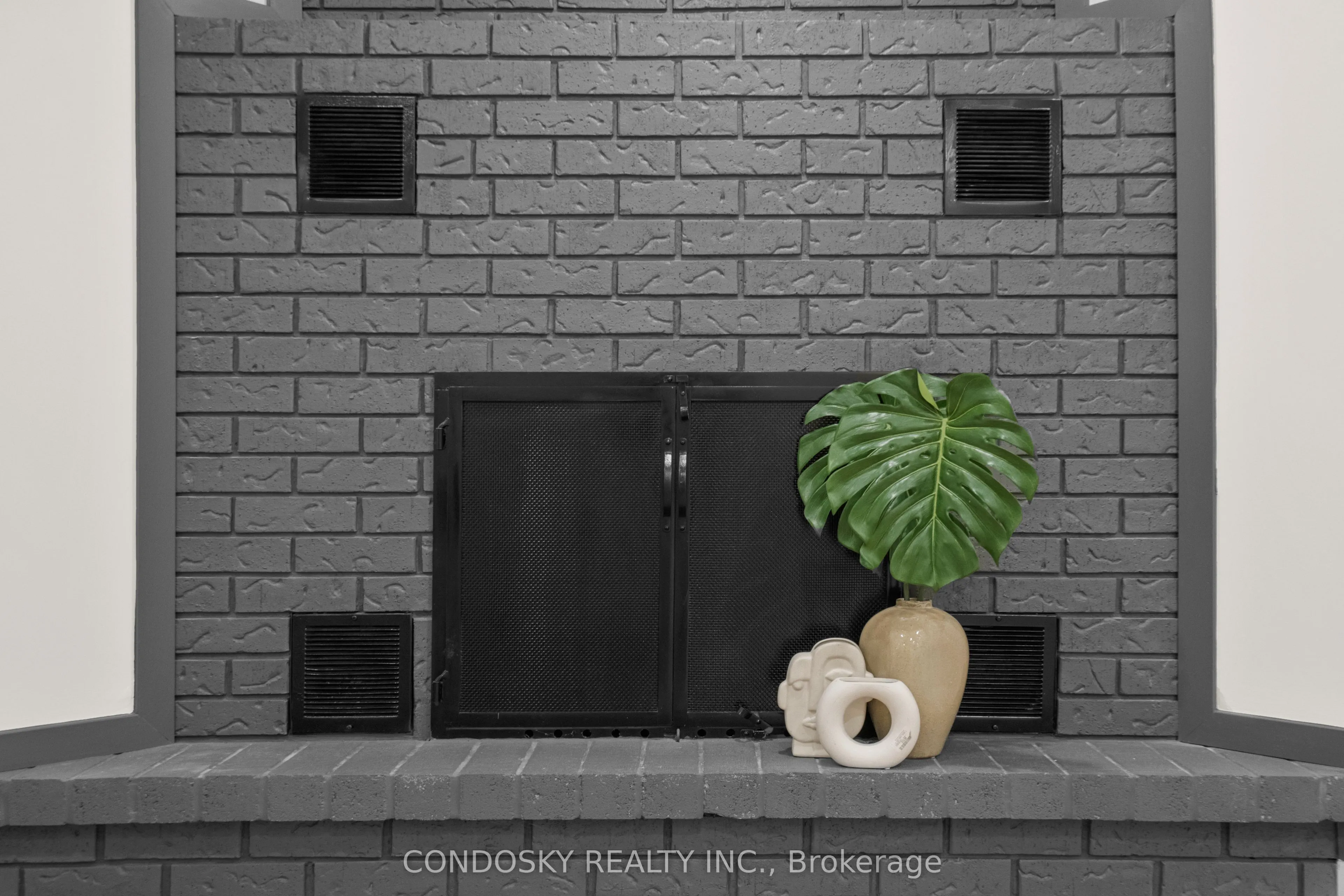 311 Macintosh Drive