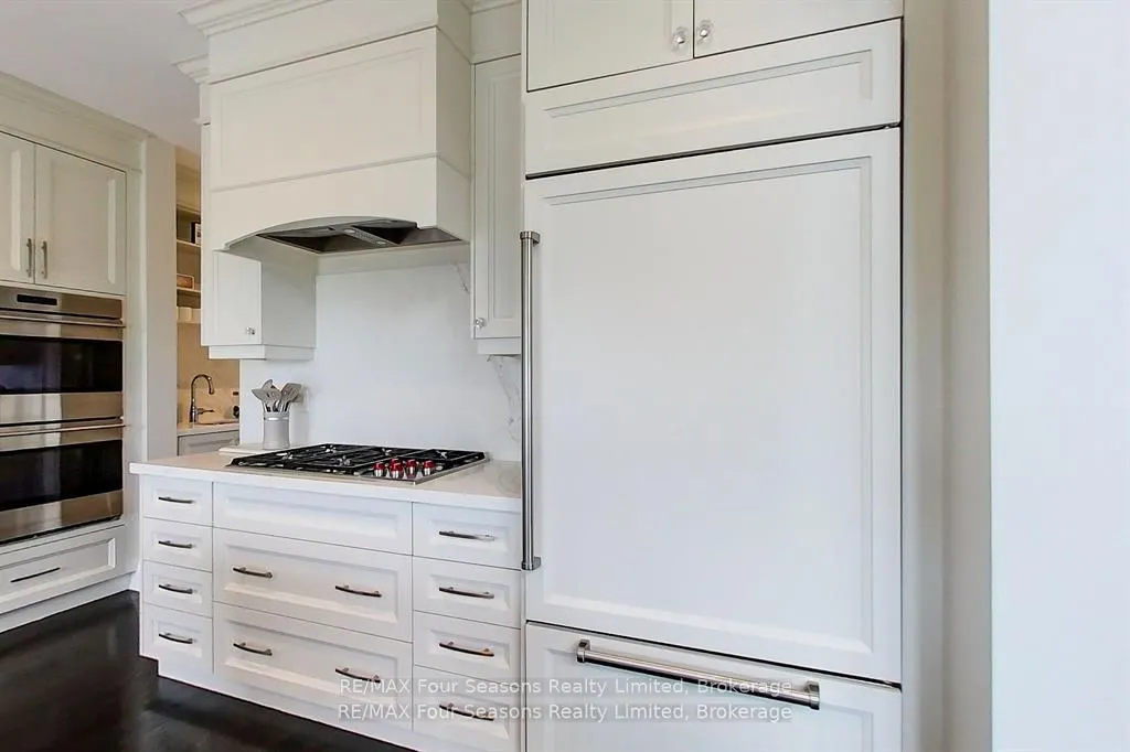 111 Crestview Court