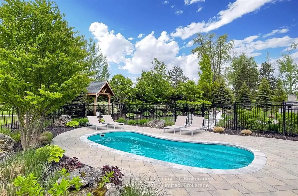 111 Crestview Court
