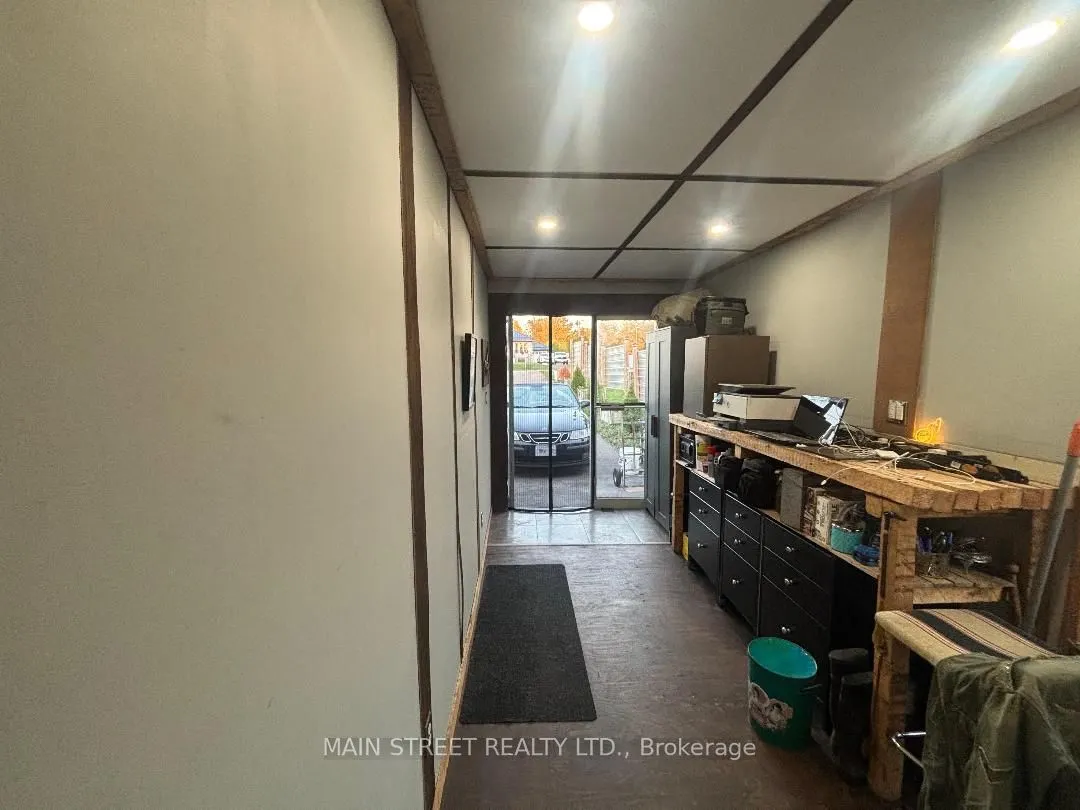 17170 Simcoe Street N