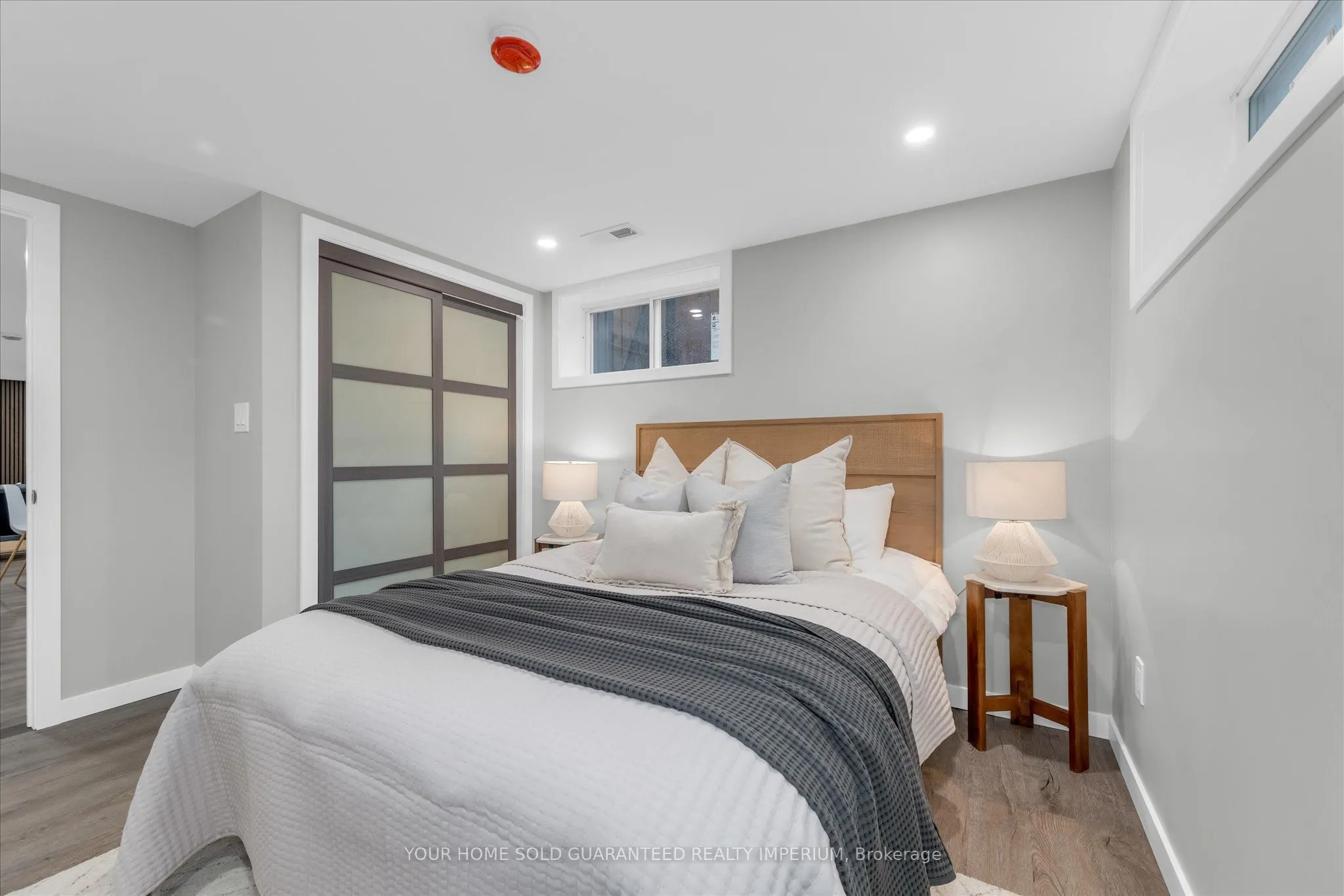 3 MULOCK Avenue