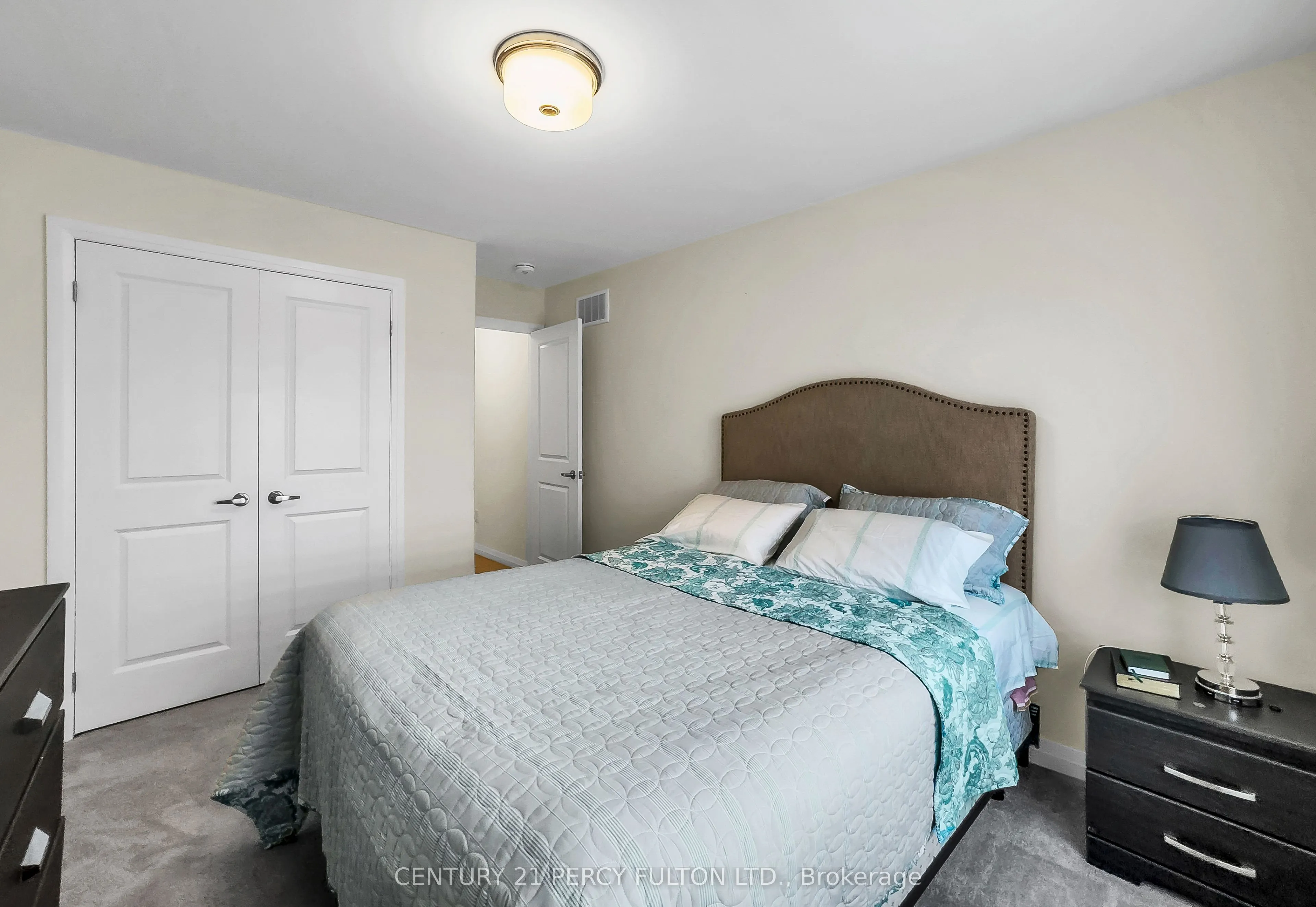 302 Cullen Trail