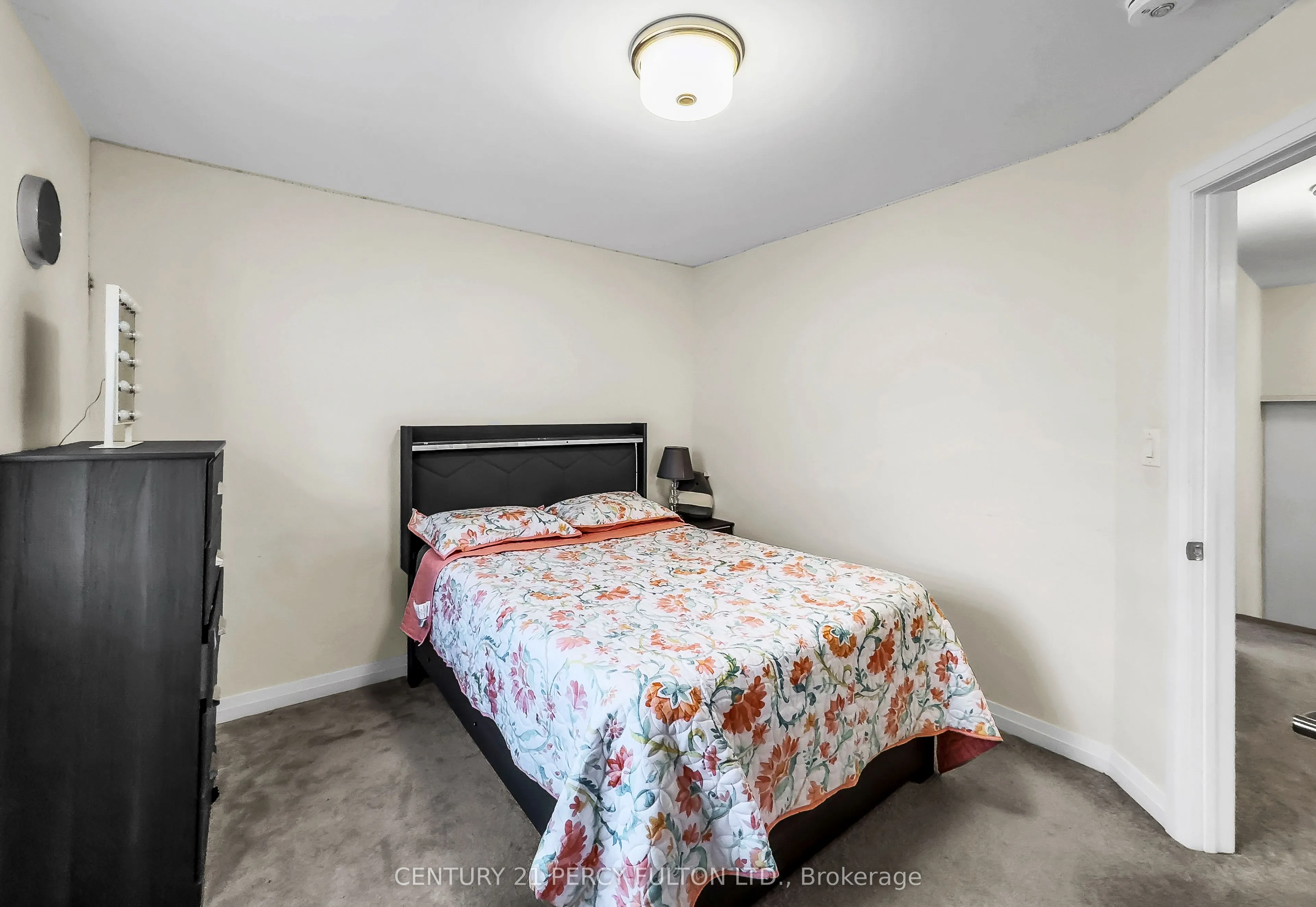 302 Cullen Trail
