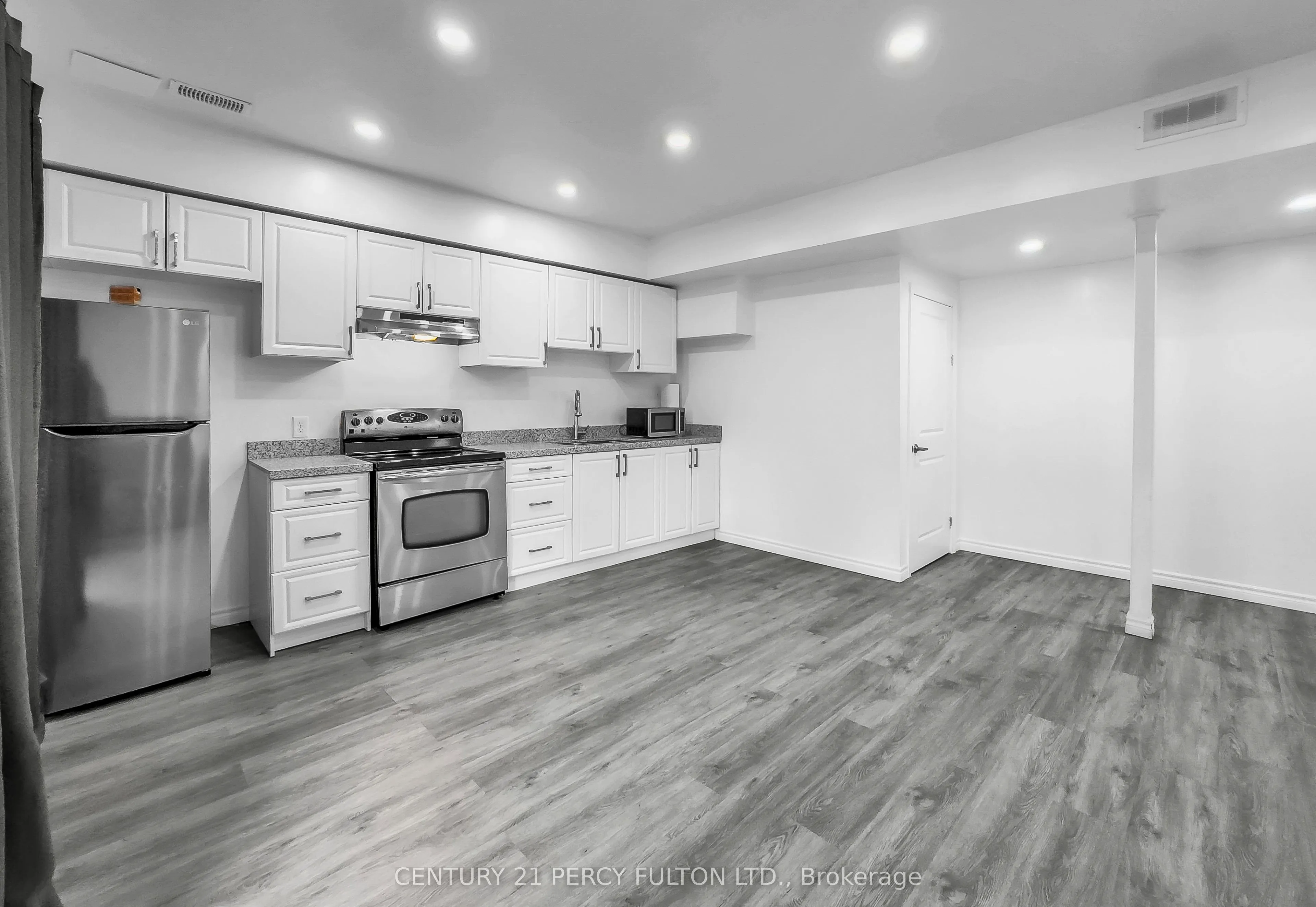 302 Cullen Trail