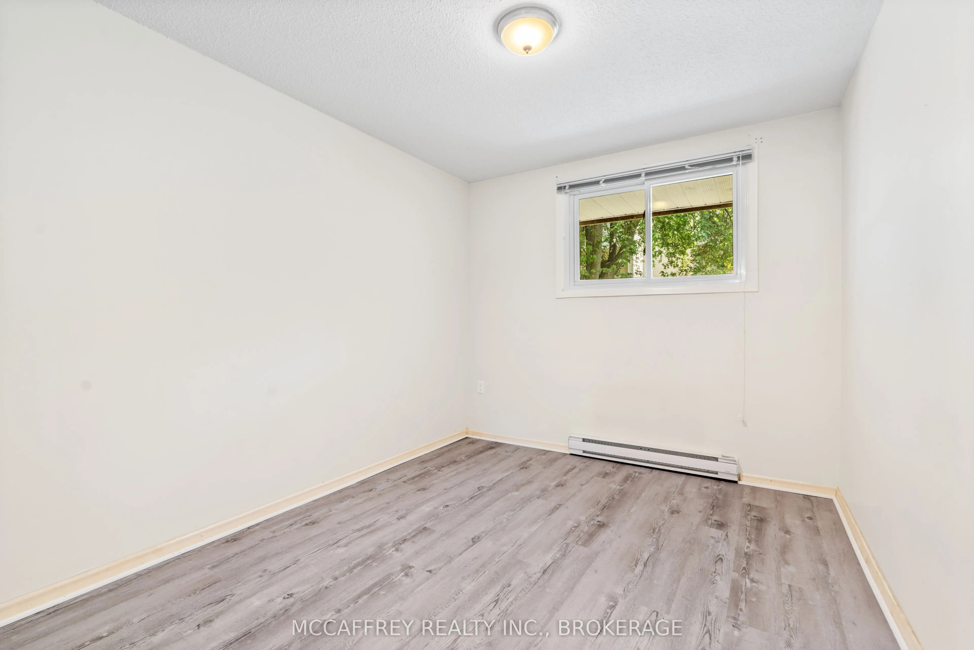 1010 Pembridge Crescent, #102