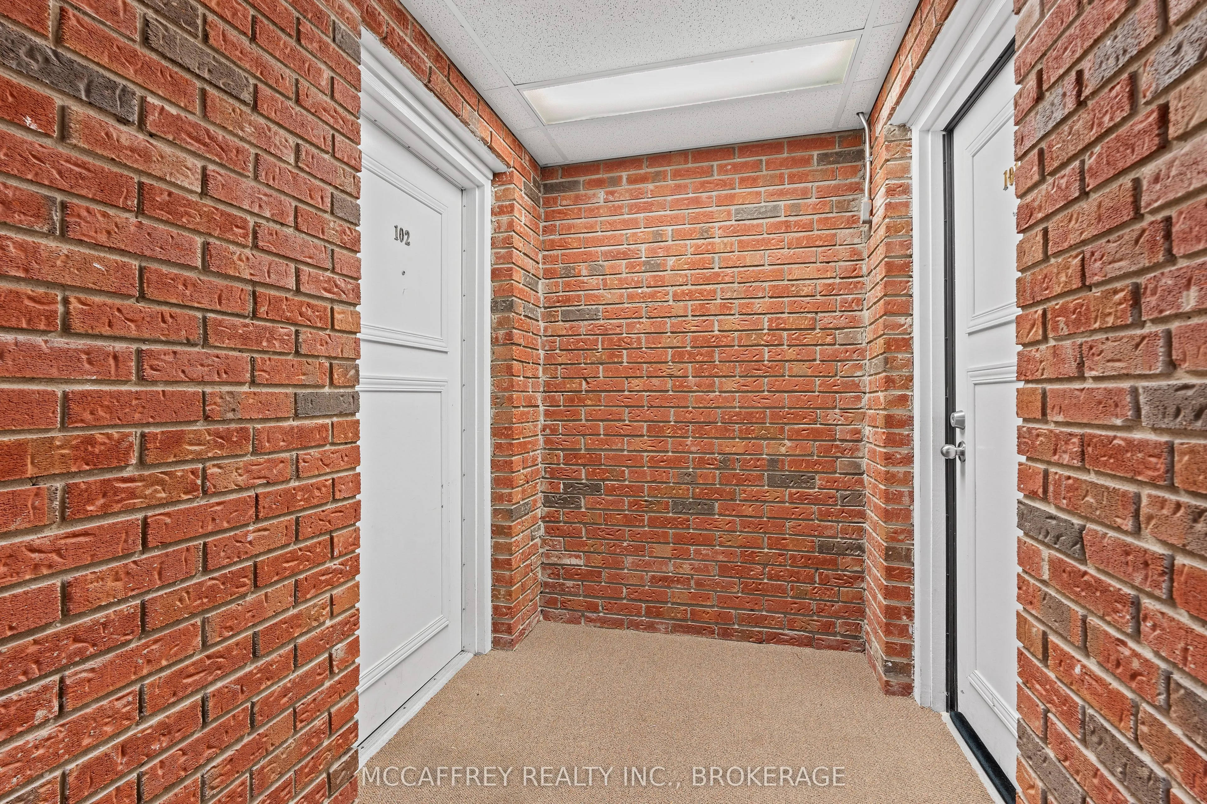1010 Pembridge Crescent, #102