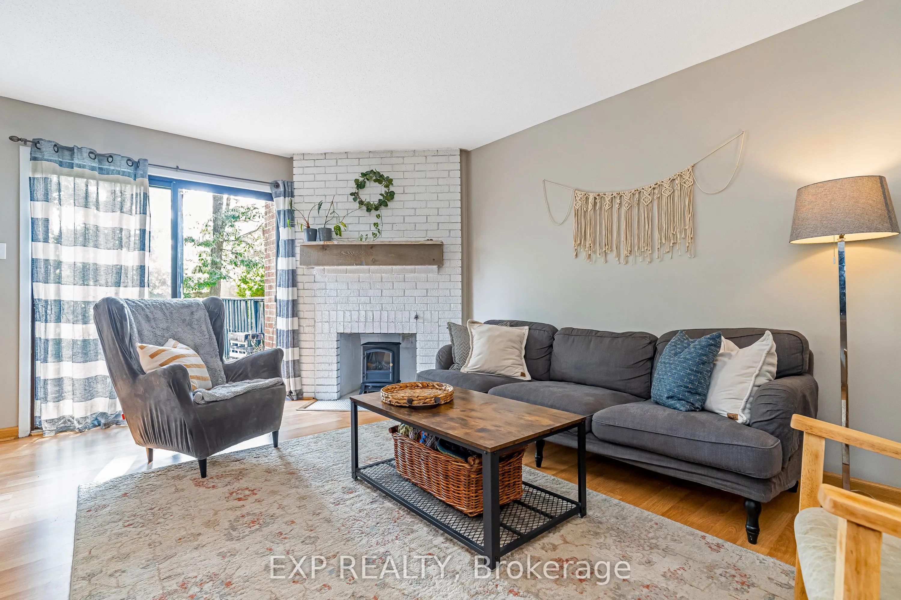 36 Bethune Way