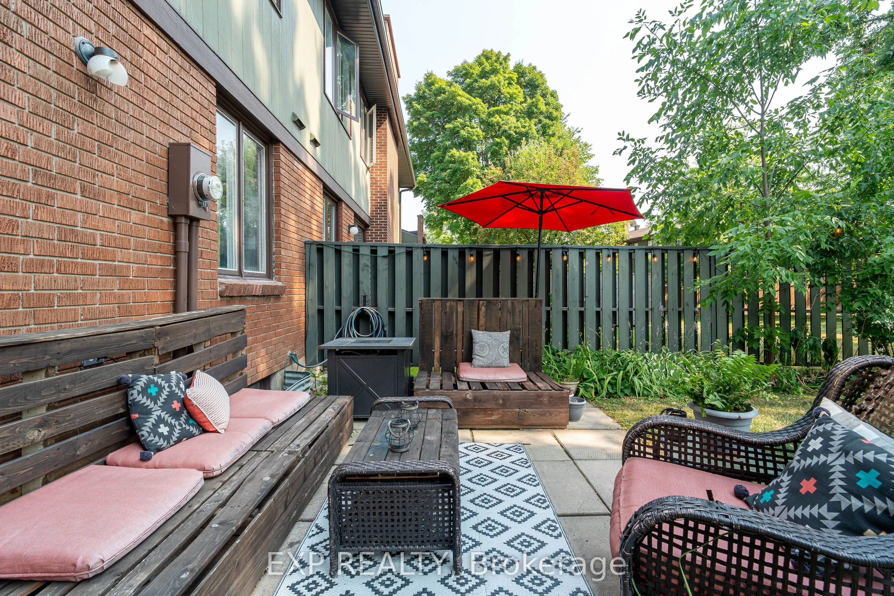 36 Bethune Way