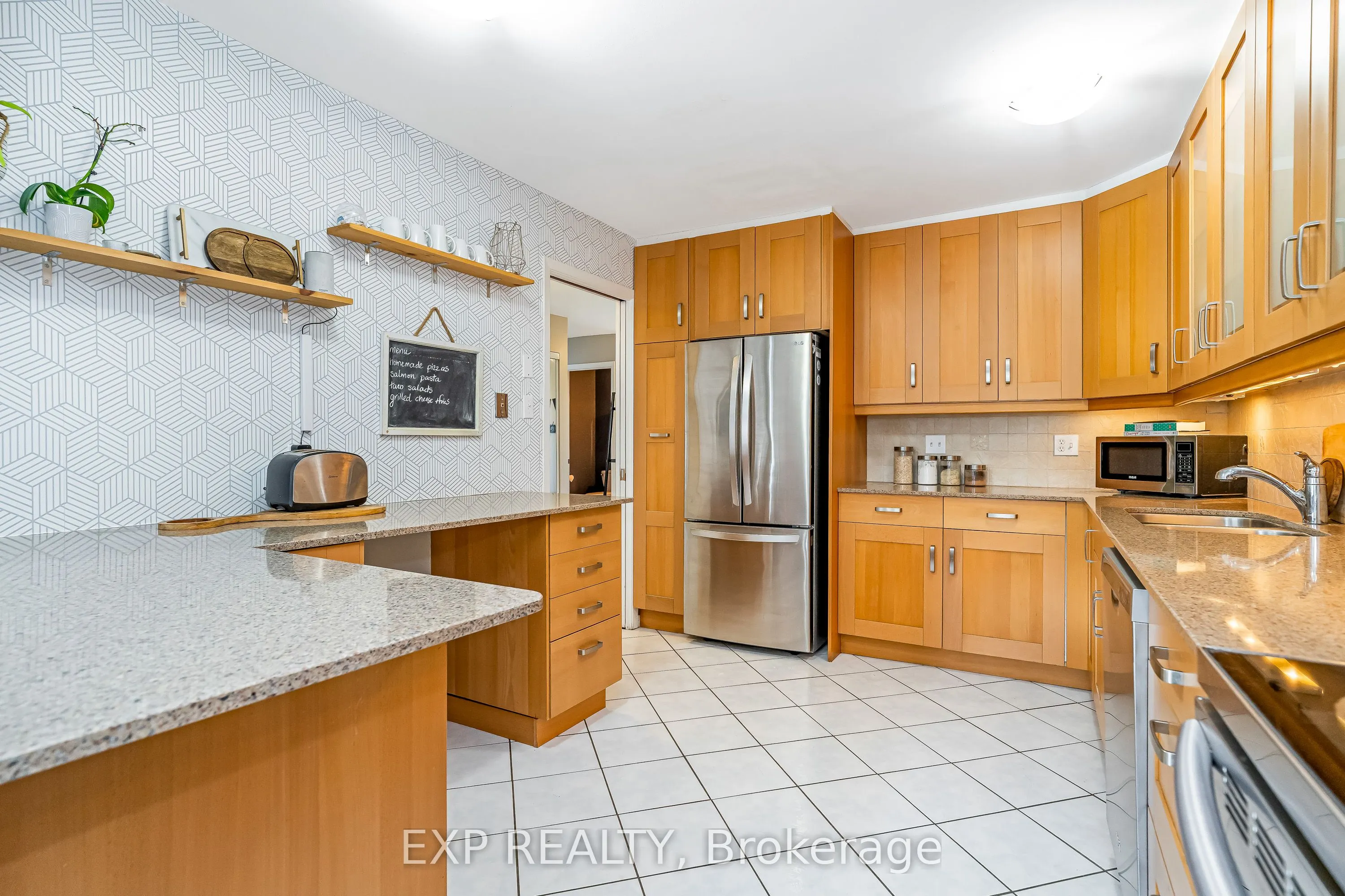 36 Bethune Way