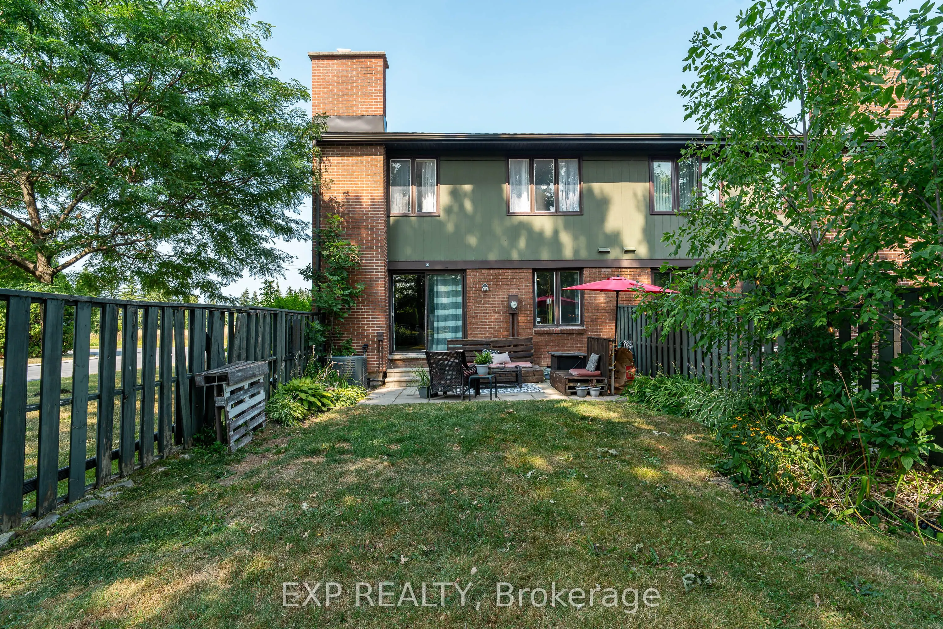 36 Bethune Way