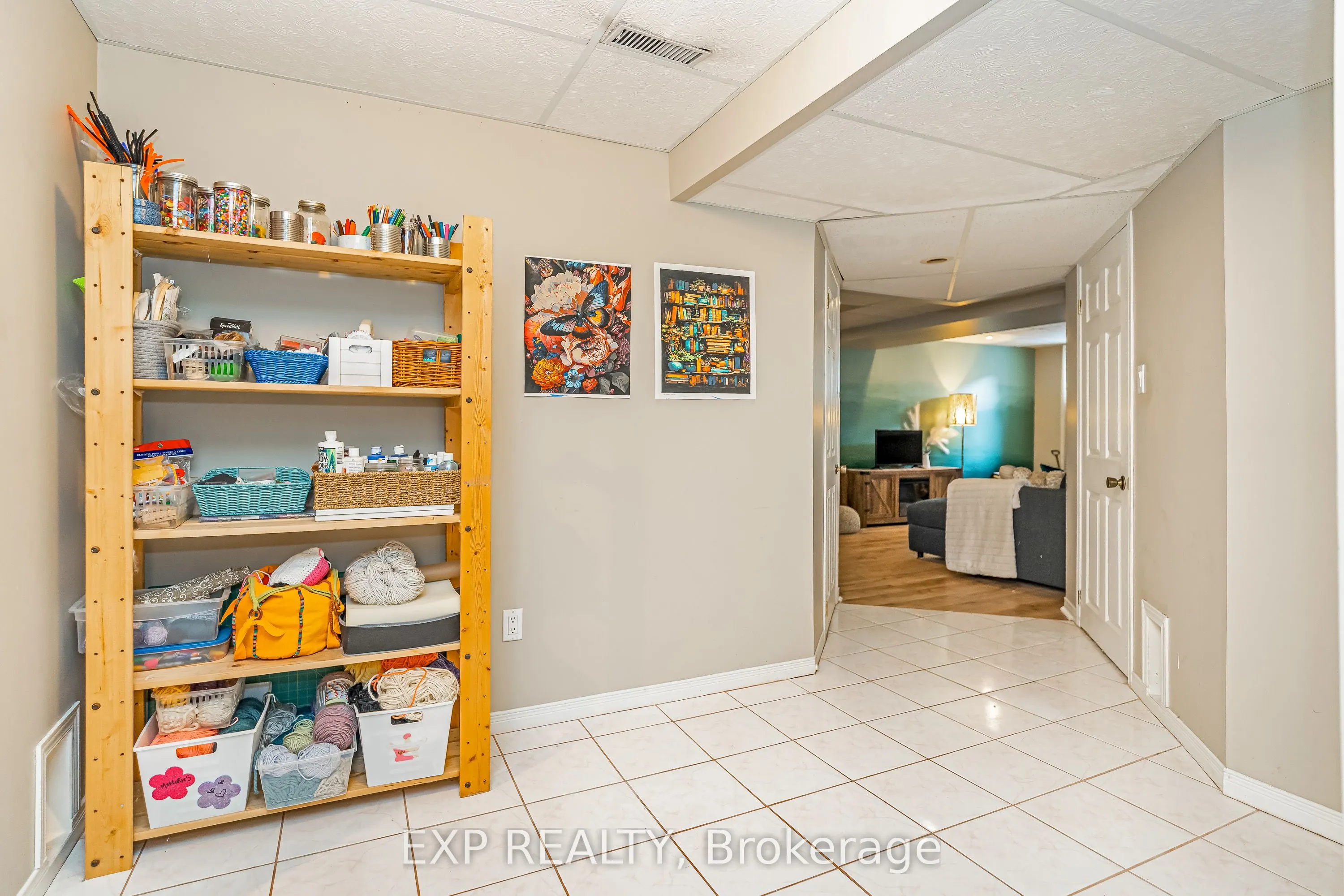 36 Bethune Way