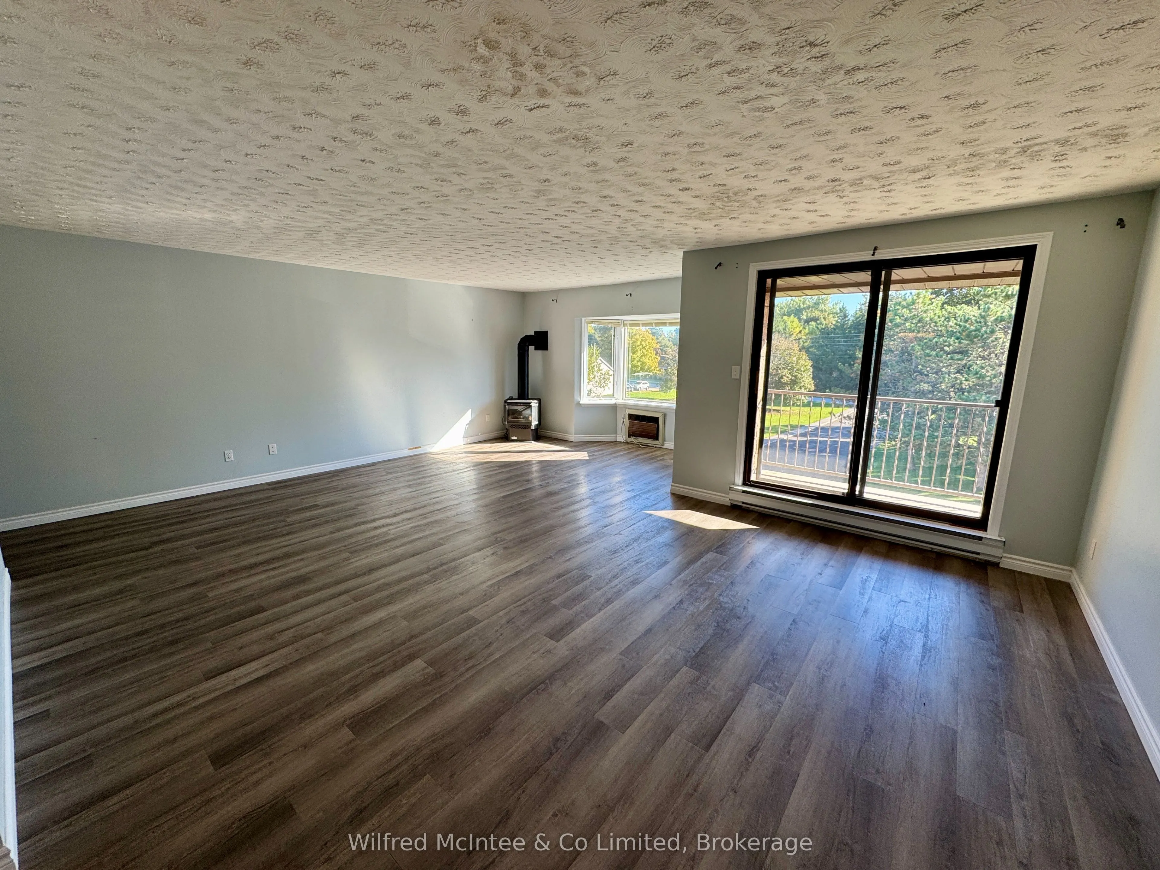 225 Hinks Street, #305