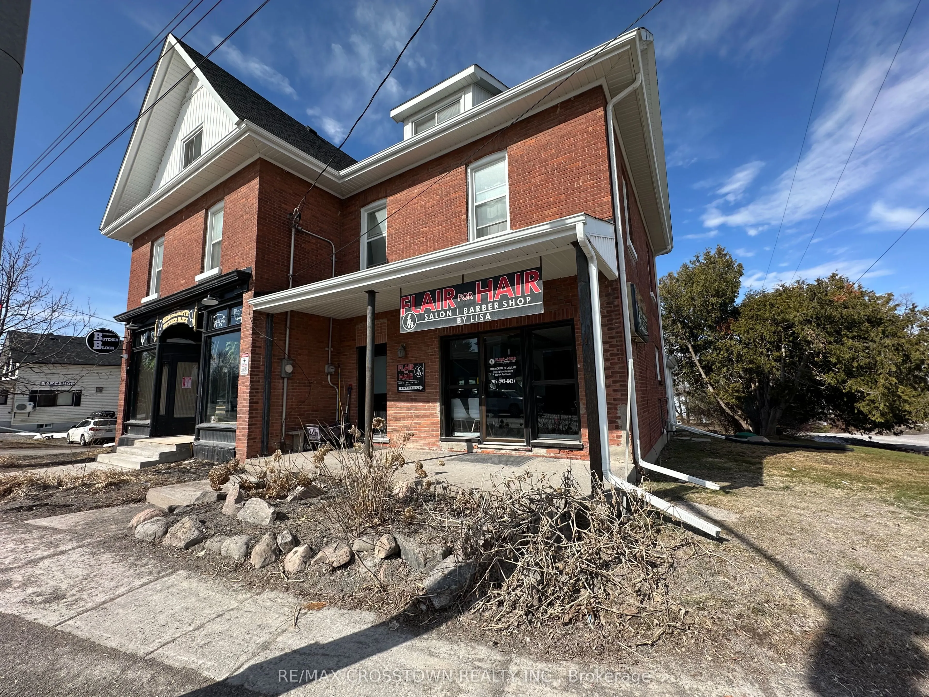 822 Ward Street