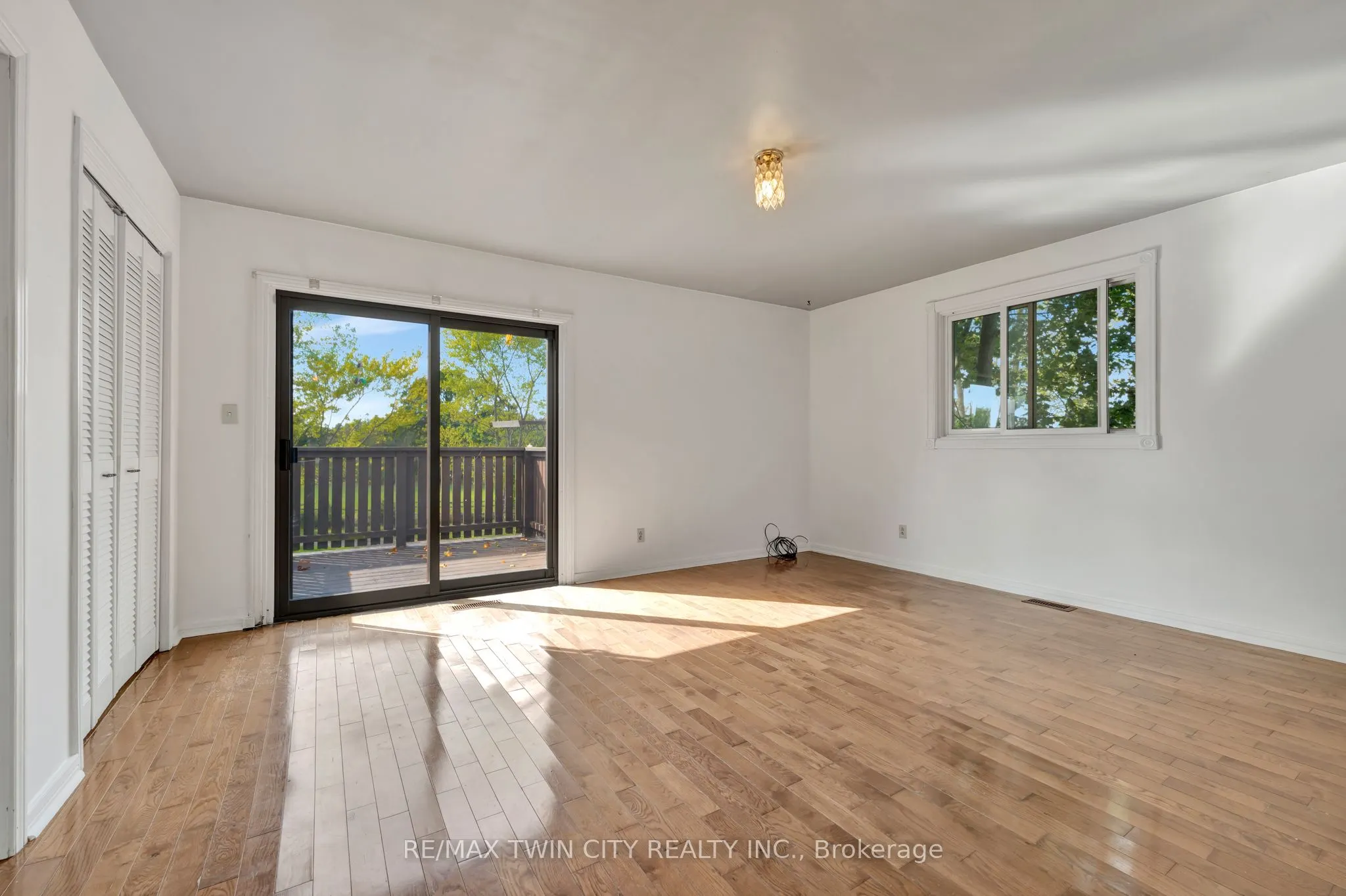1304 SHEFFIELD Road