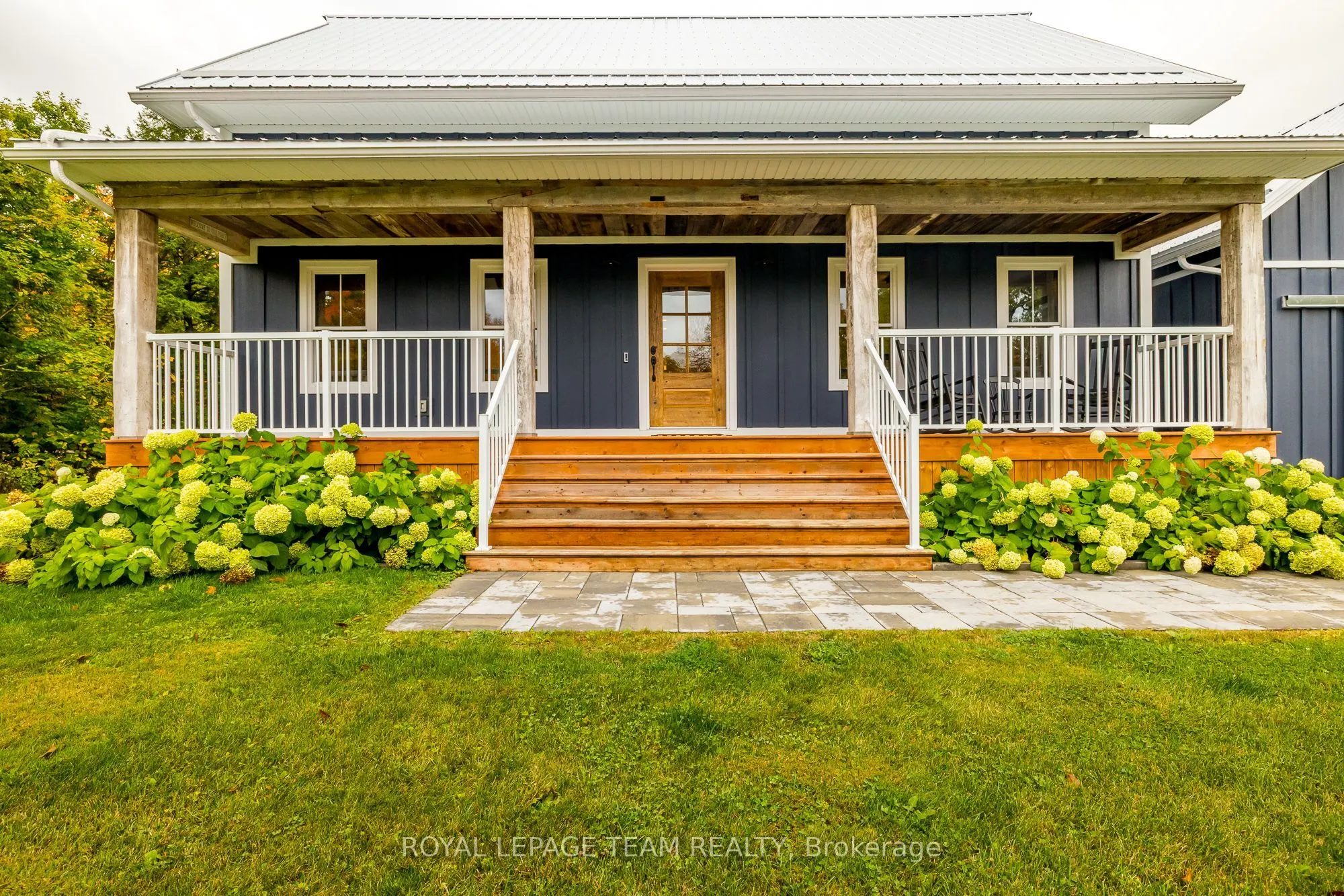 102 Brookberry Crescent