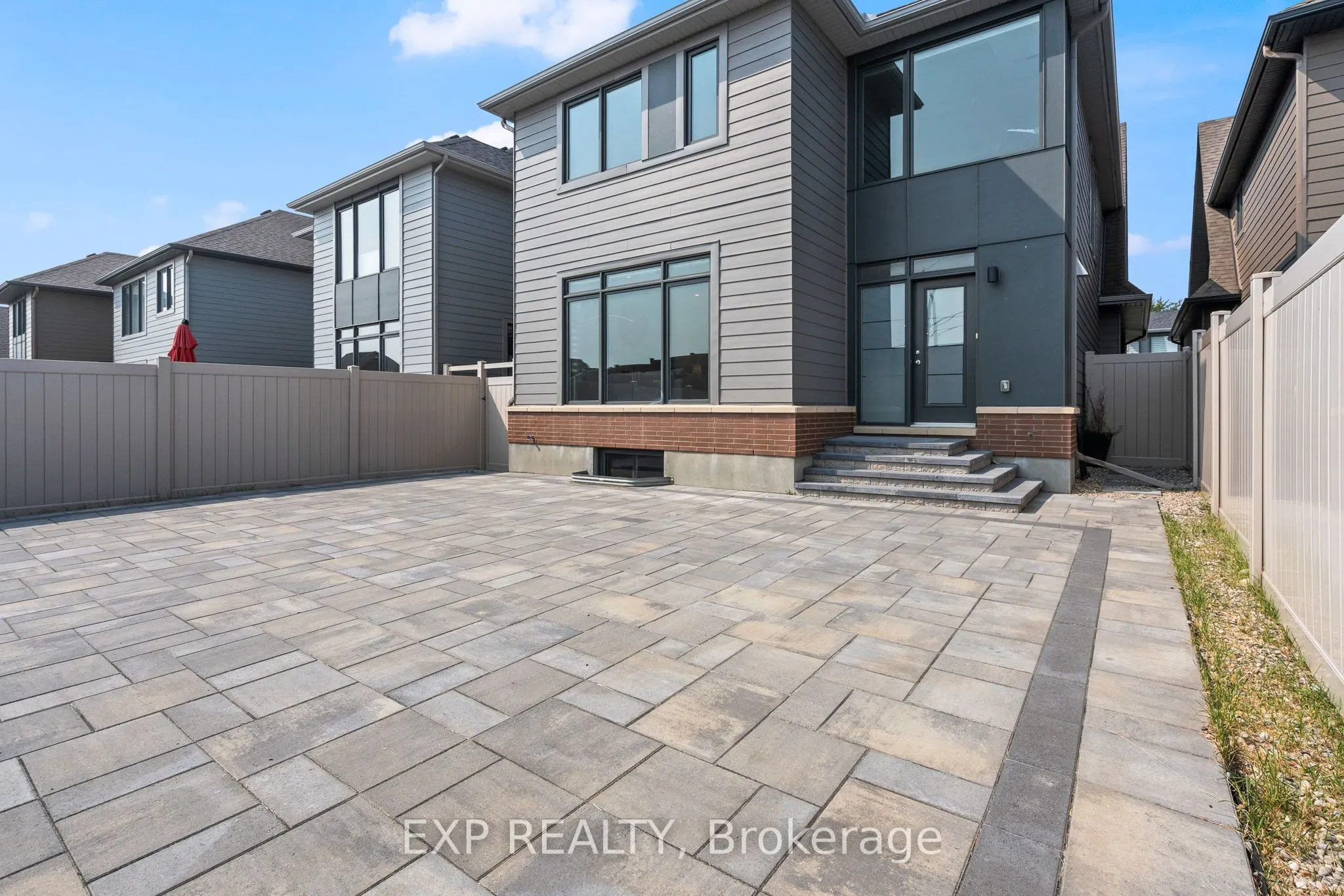 25 Stanhope Court