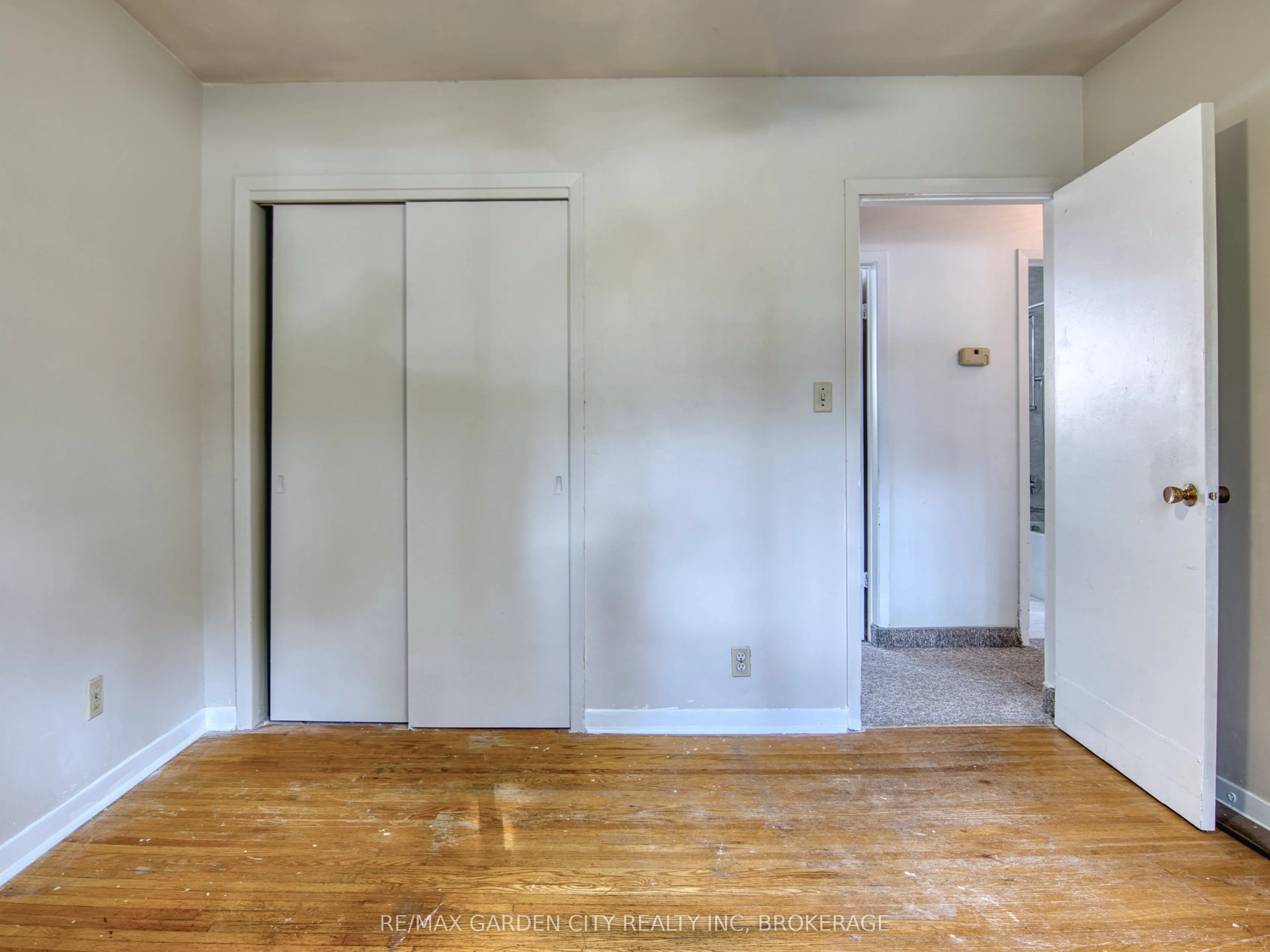 32 Viking Drive