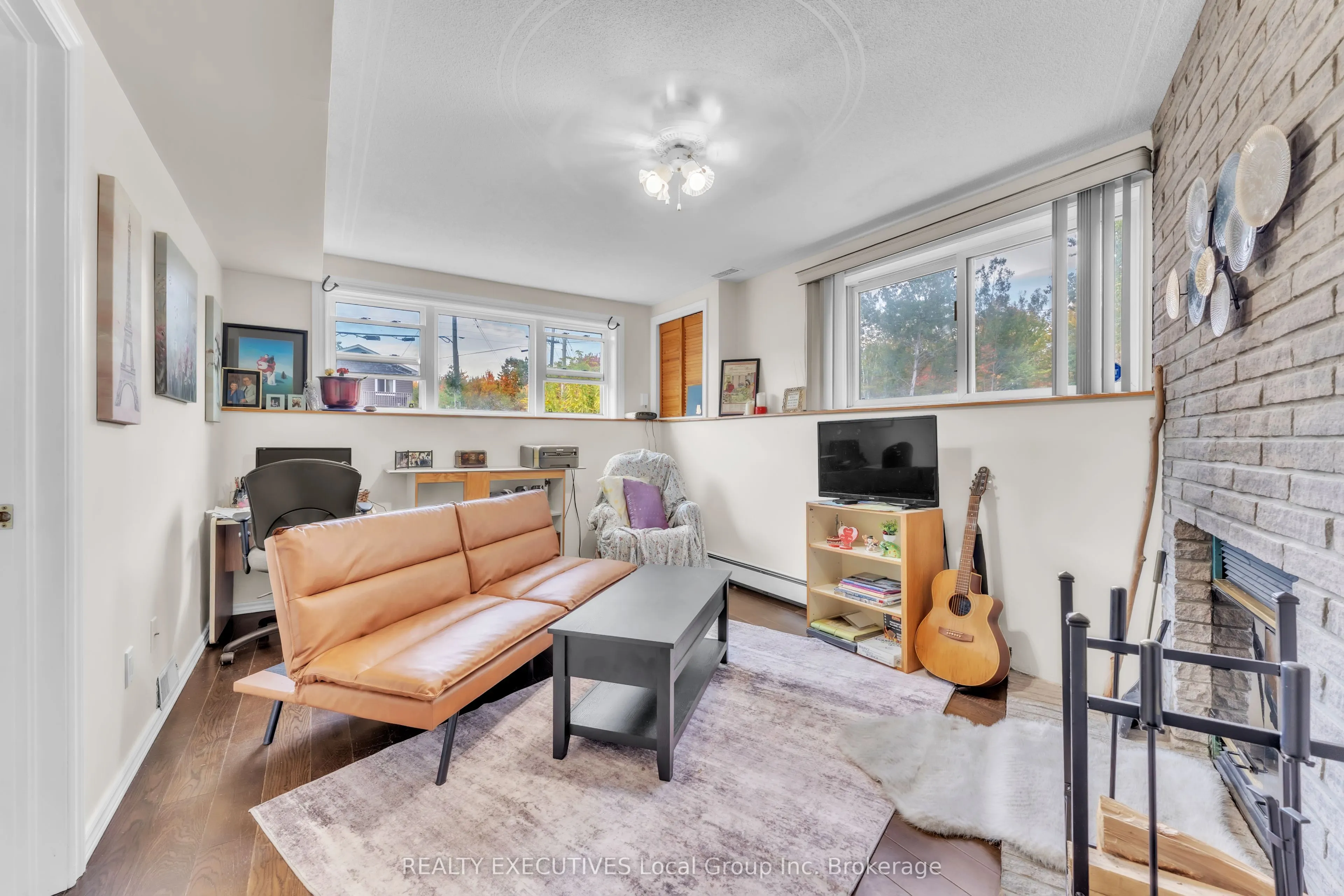 729 Laurier Avenue