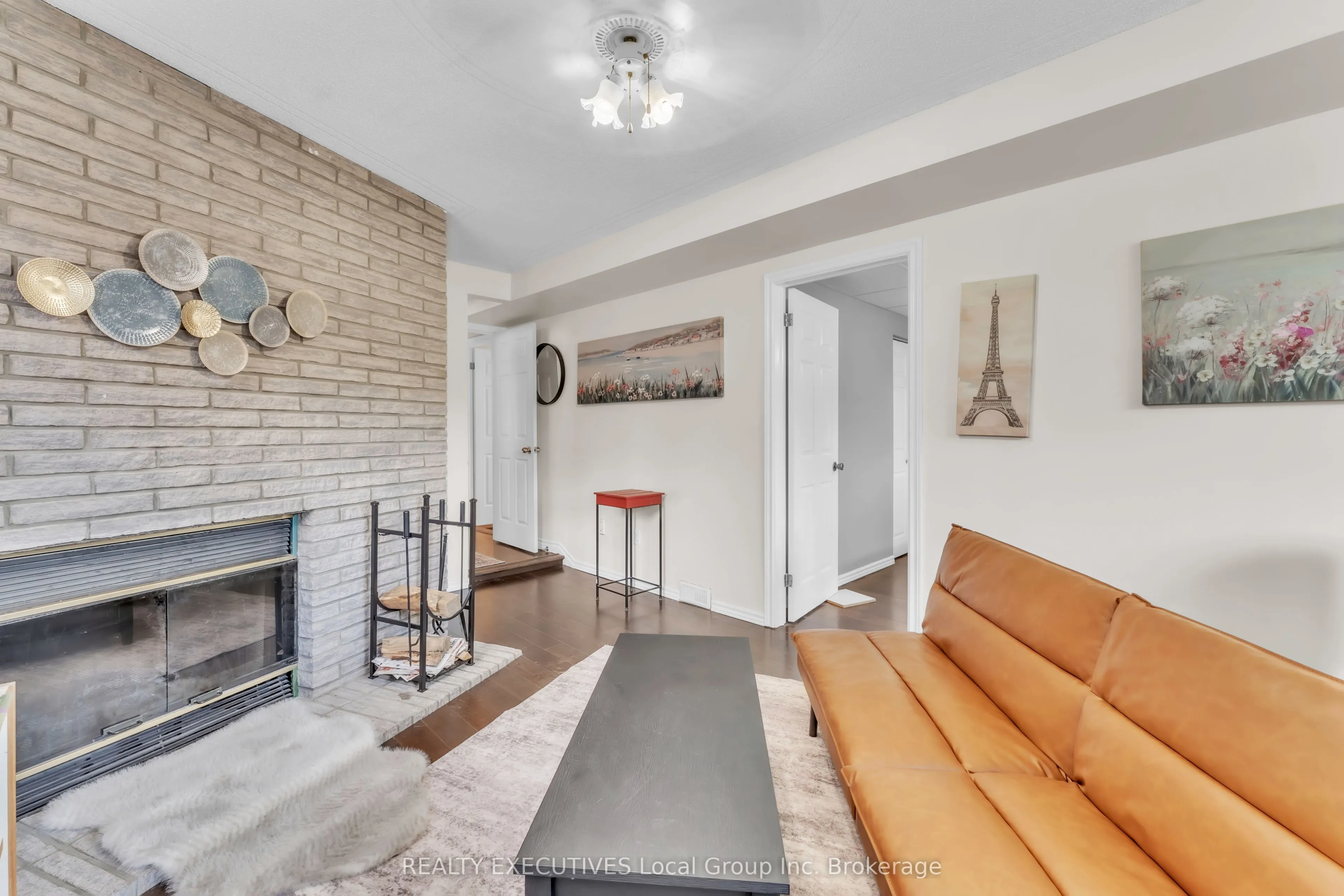 729 Laurier Avenue