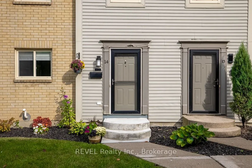 65 Dorchester Boulevard, #14