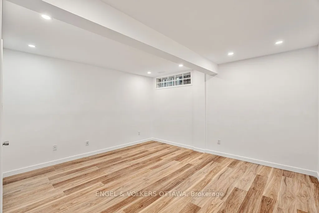 12 Bayside Private, #12